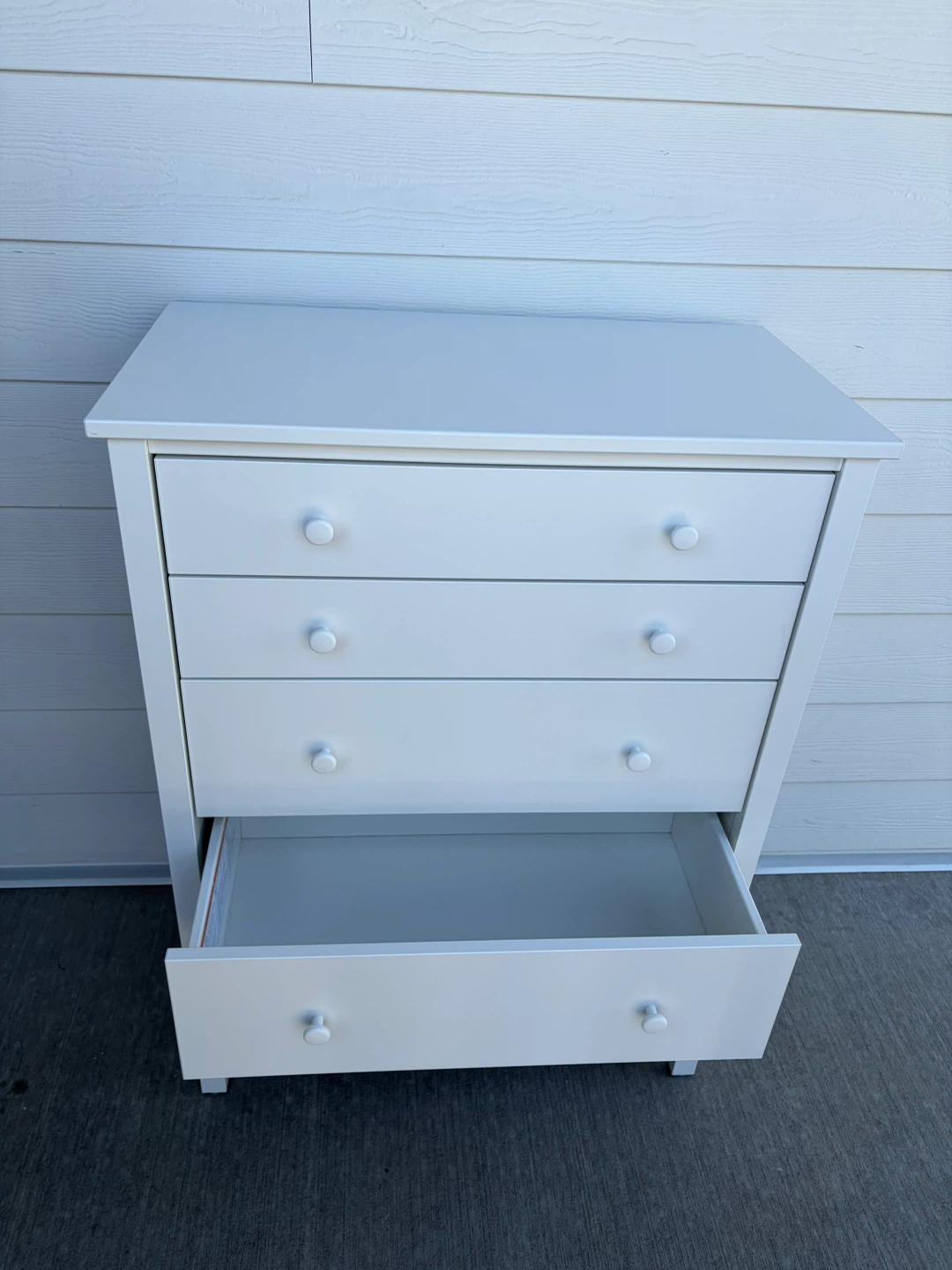IKEA KILBERGET white dresser with 5 drawers - photo 5
