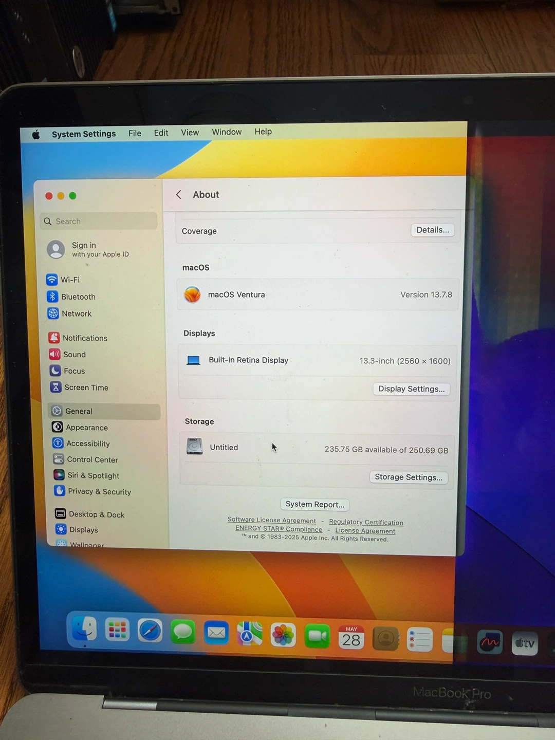 Apple MacBook Pro/8GB RAM/128GB SSD/Screen Glitch - photo 3