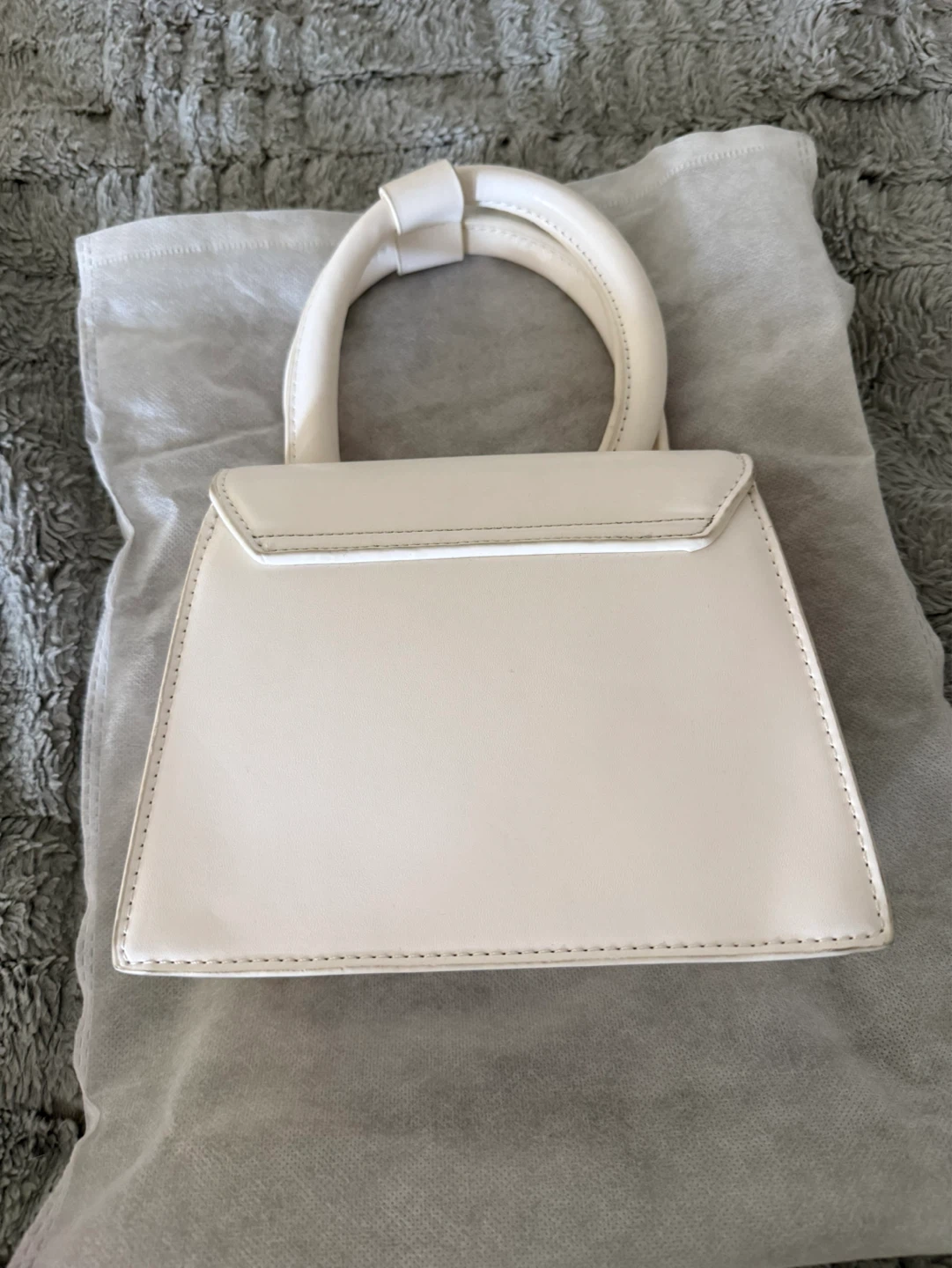 Cute White Purse - photo 2