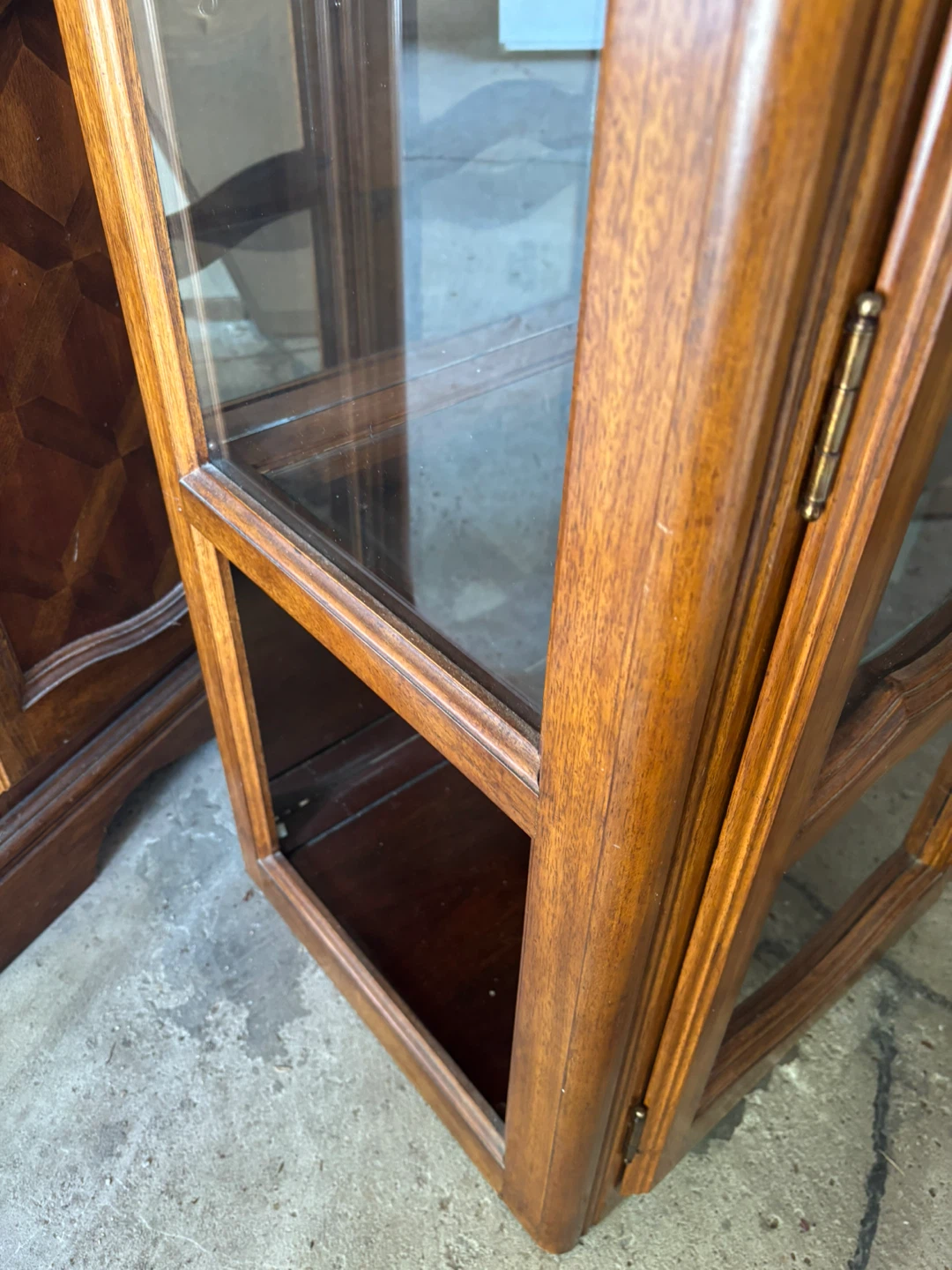 Vintage wooden cabinet / display cabinet - photo 2