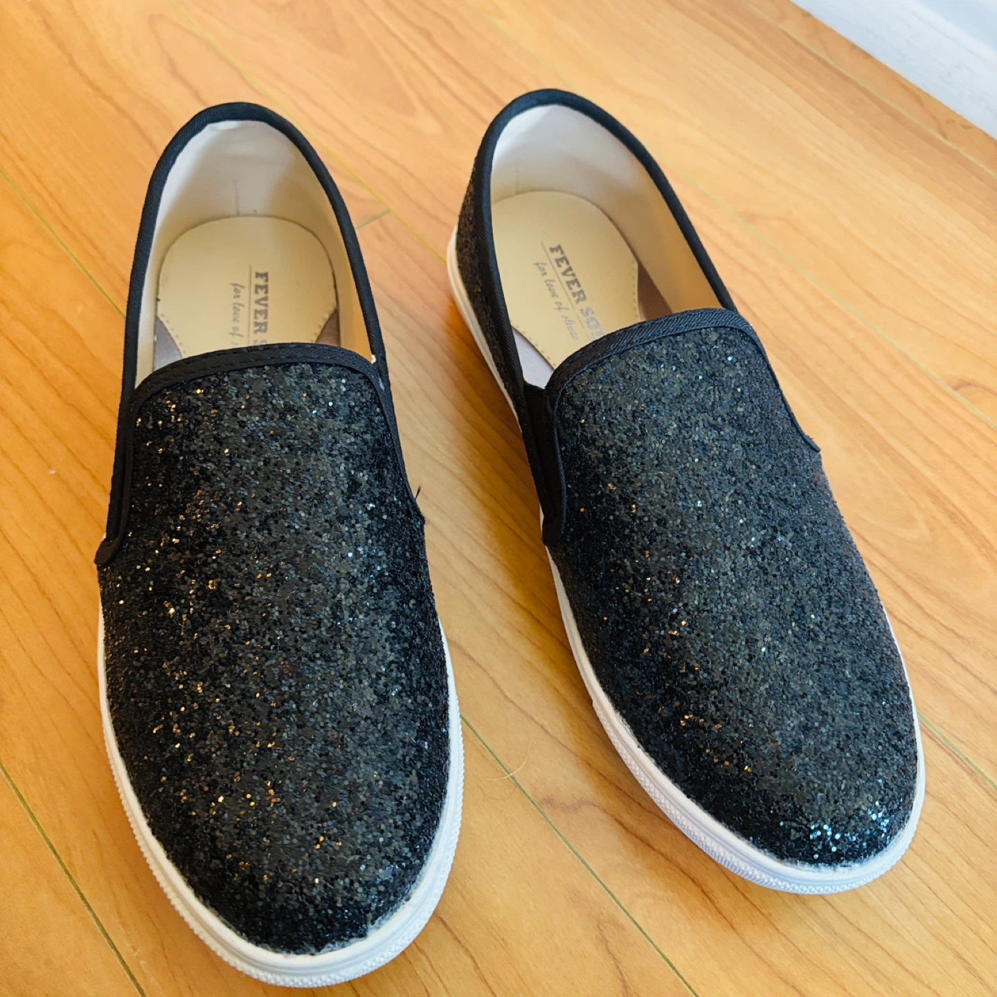 *New* $80 FEVERSOLE Black Glitter Slip-On Sneakers