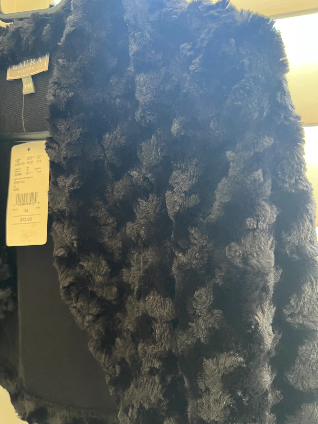 Laura Petites Black Faux Fur Bolero Jacket PM - photo 2