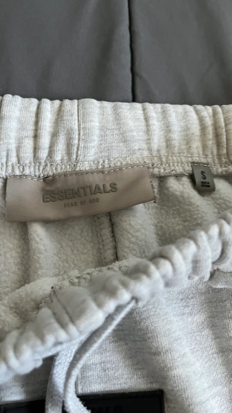 ESSENTIALS Fear of God Sweatpants - Grey - Size S - photo 3