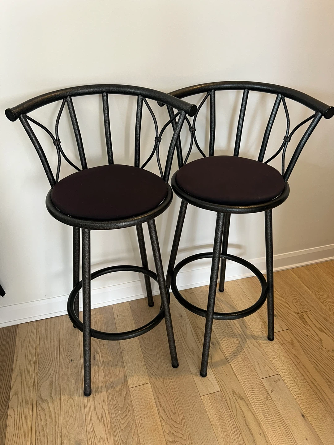 Set of 2 Swivel Bar Stools