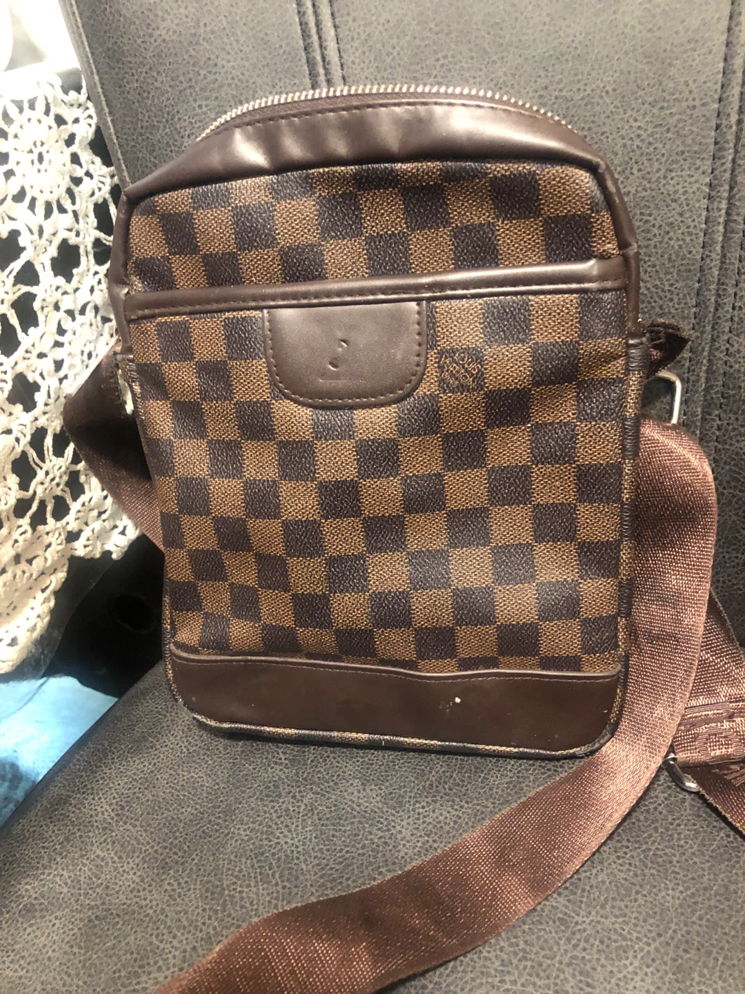 Brown checkered crossbody bag - photo 2