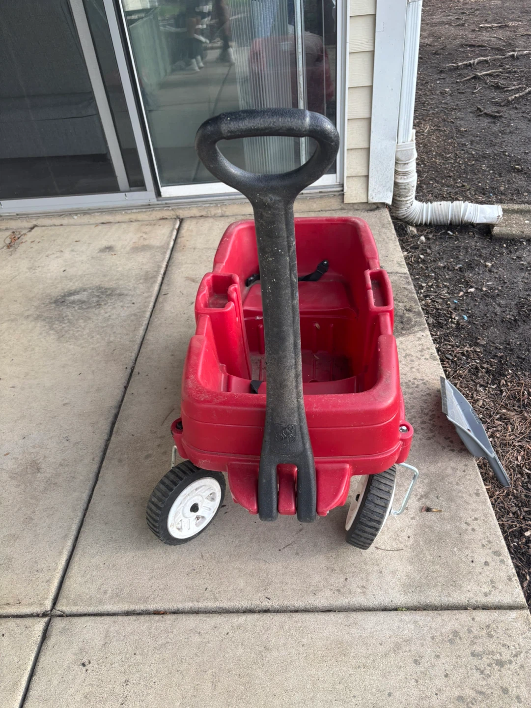 Step2 Red Wagon - photo 2
