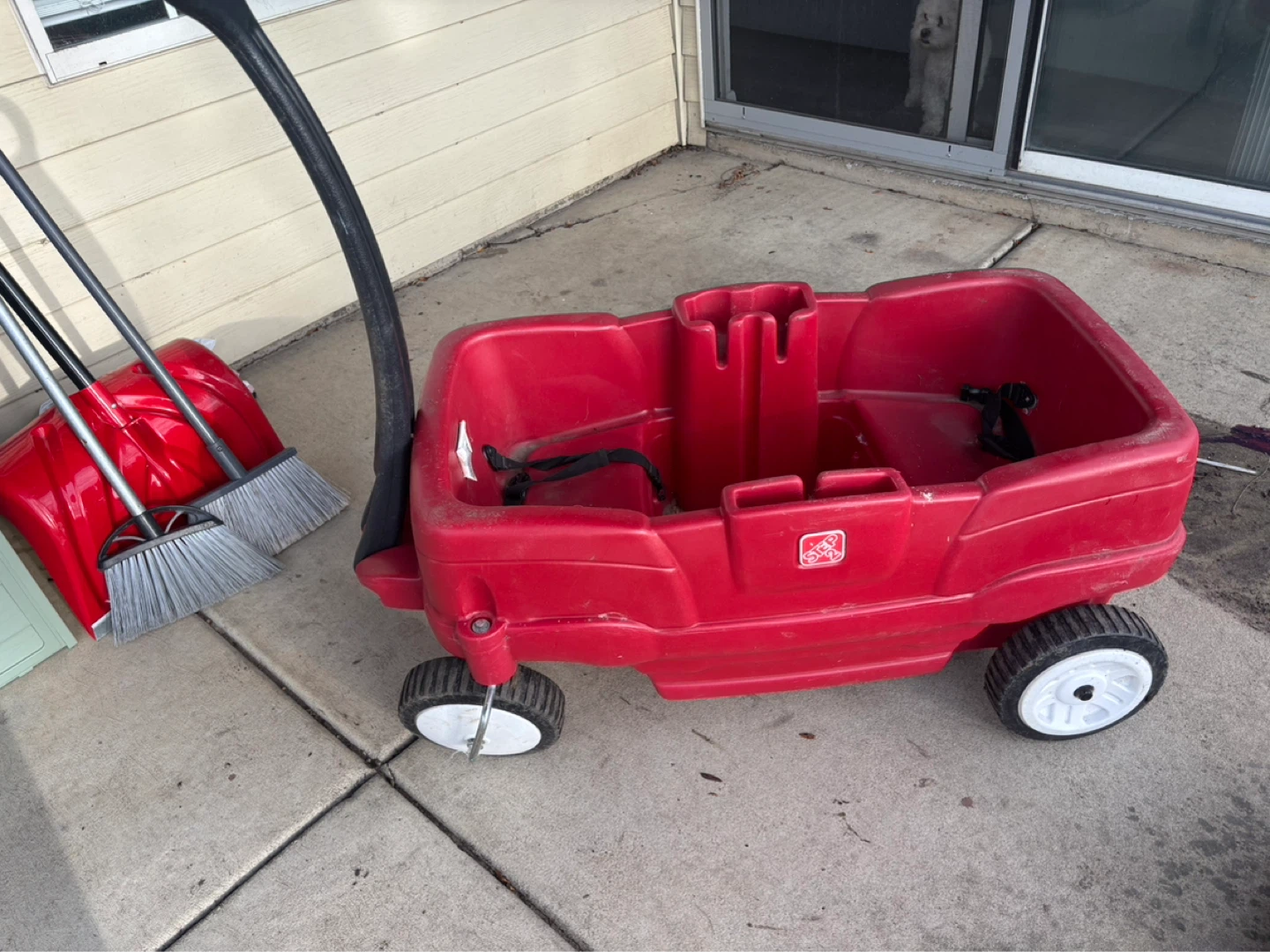 Step2 Red Wagon - photo 3