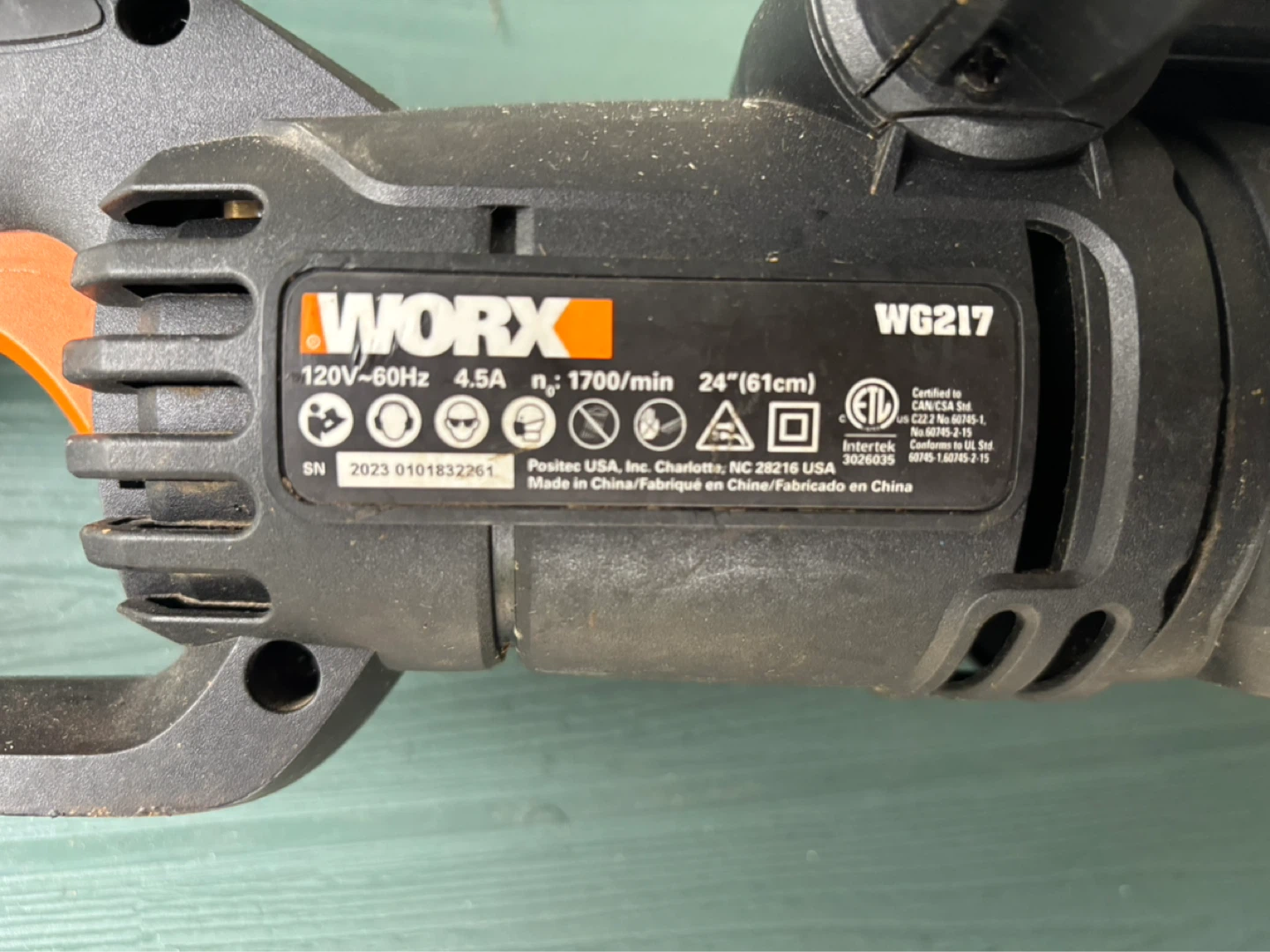 WORX WG217 Electric Hedge Trimmer 24-inch - photo 4