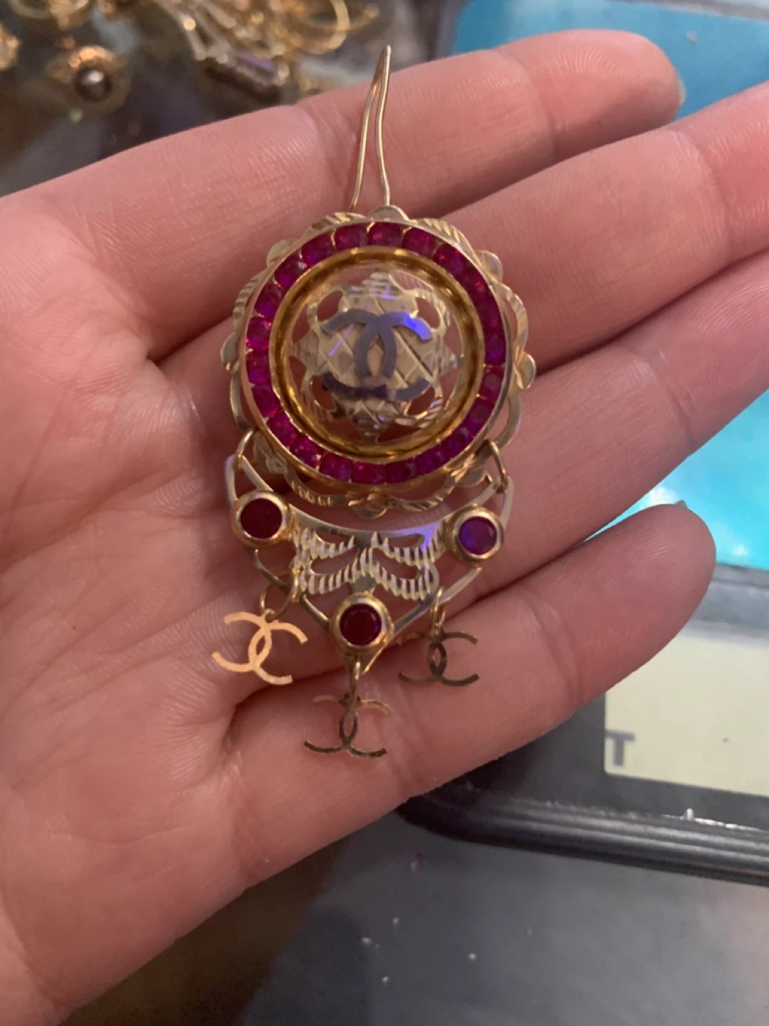 14 k Chanel Gold  Earrings with Rubies - photo 3