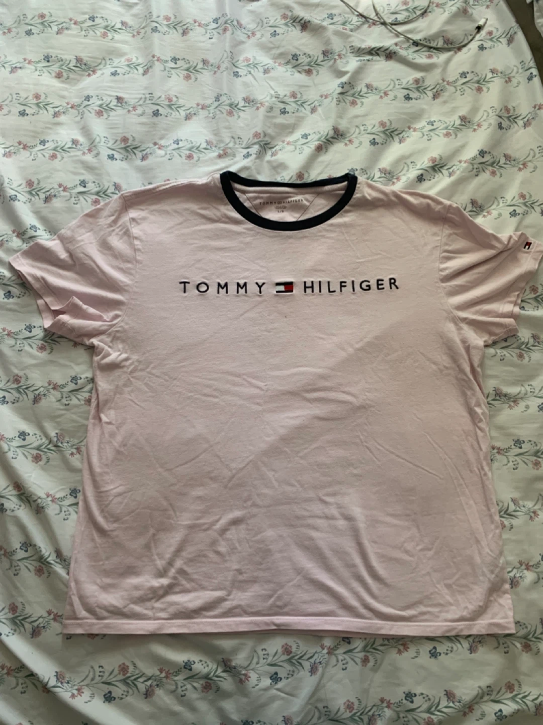 Tommy Hilfiger Pink T-Shirt