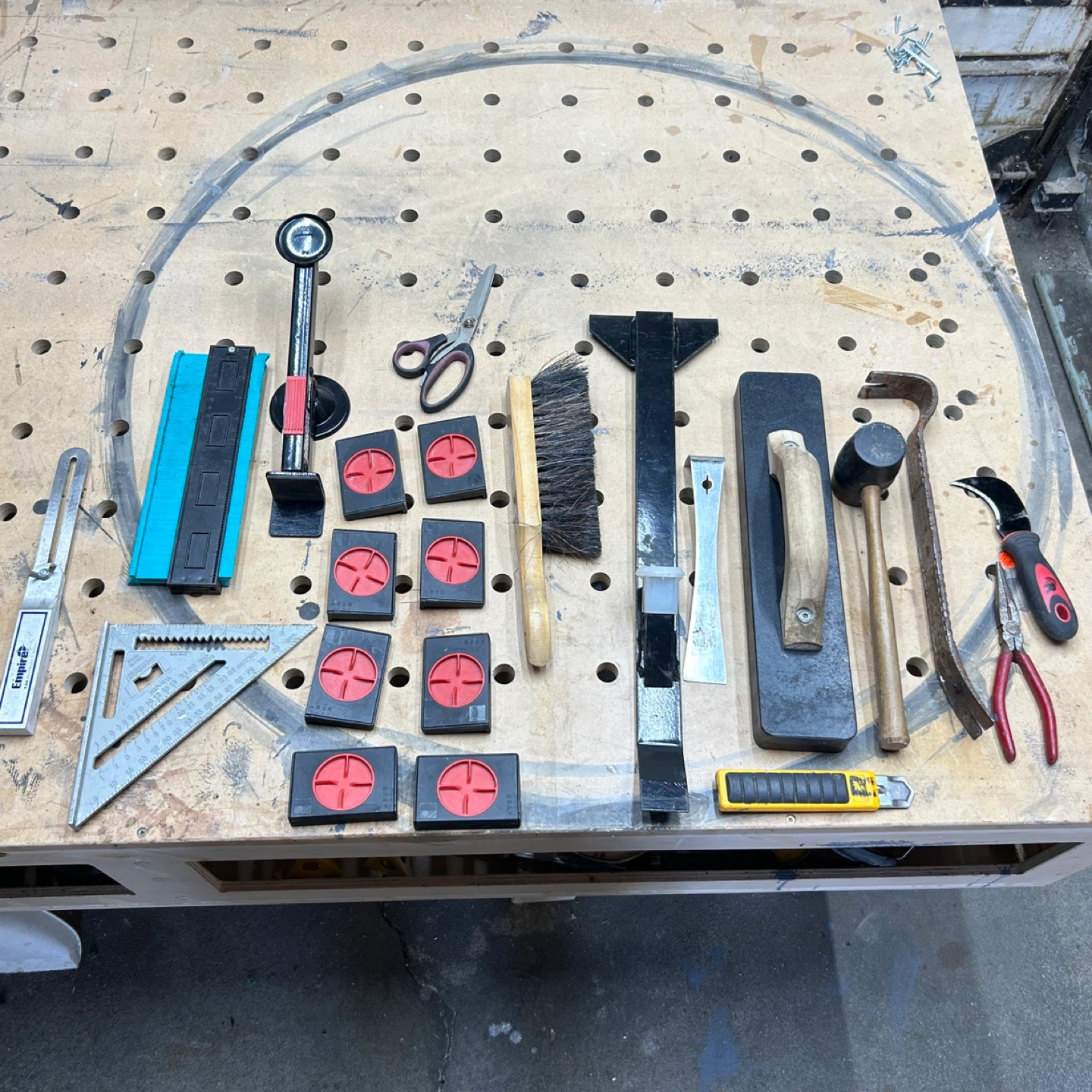 Flooring tools installation kit