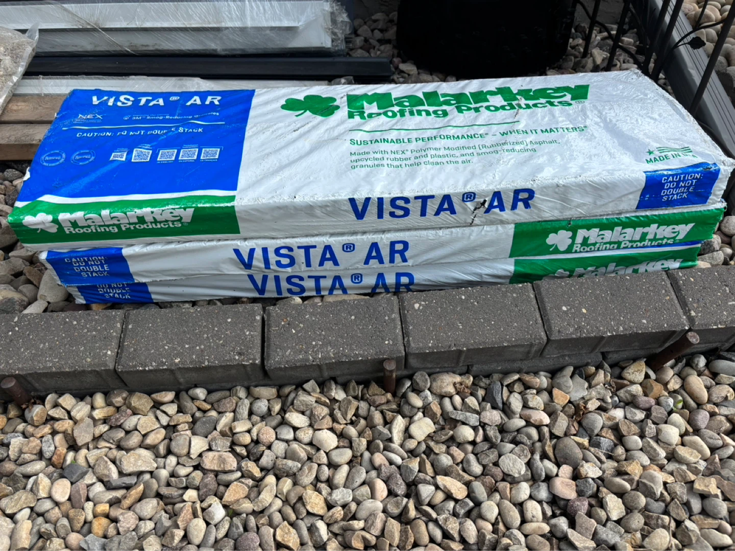3 BUNDLES MALARKEY VISTA SHINGLES