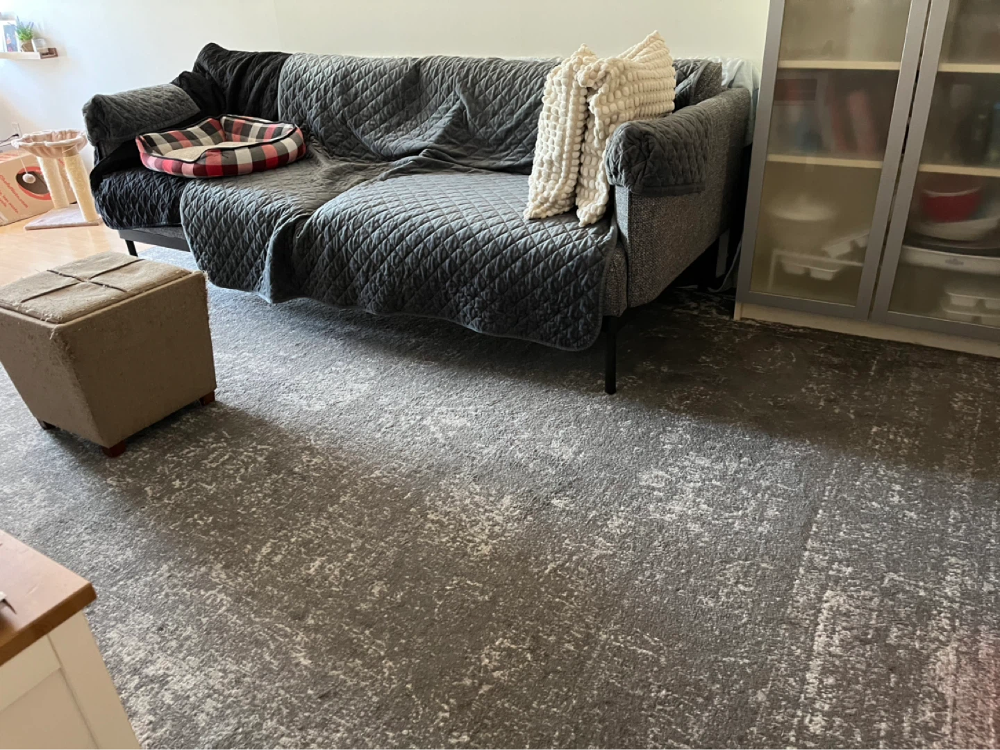 Grey patterned area rug - photo 2