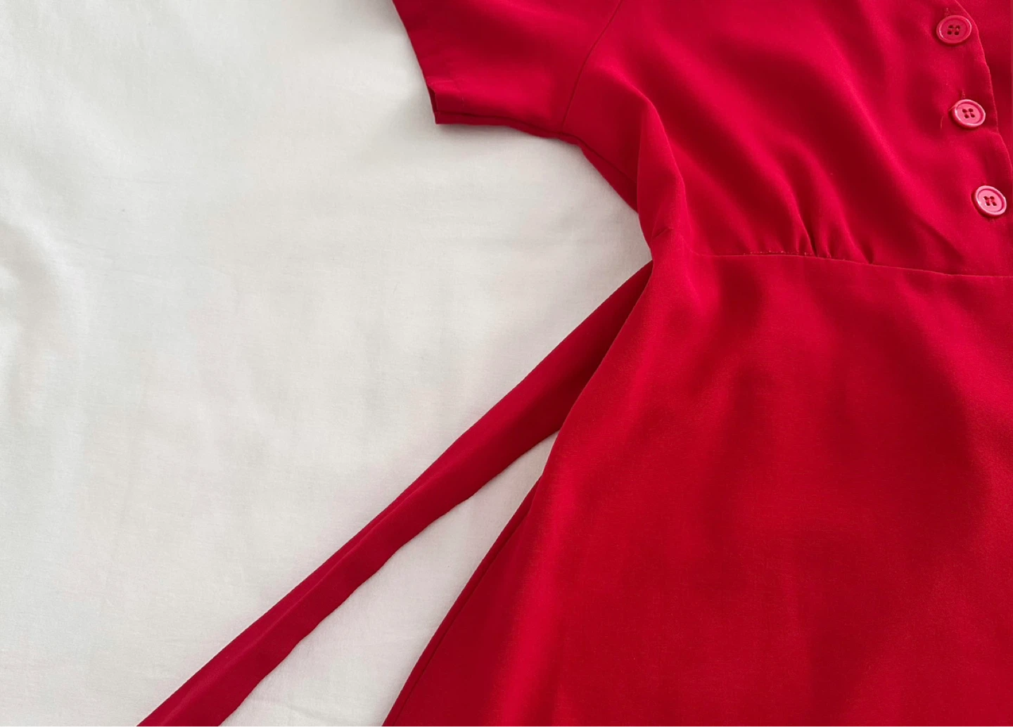 Red Dress - photo 3