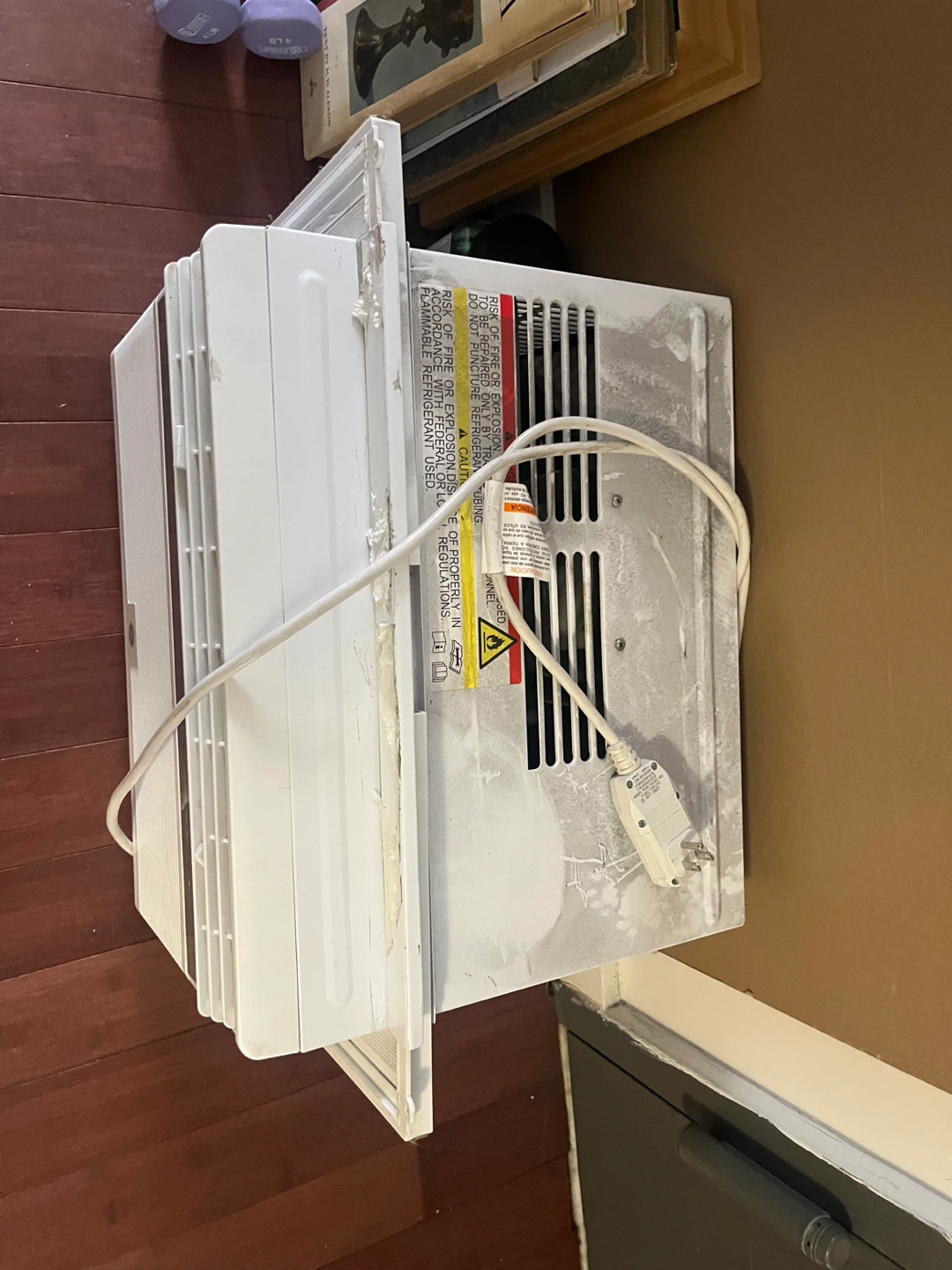 GE Window Air Conditioner - photo 2
