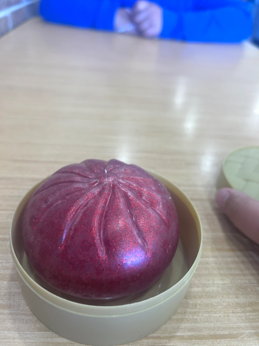 Red Glitter Squishy Ball