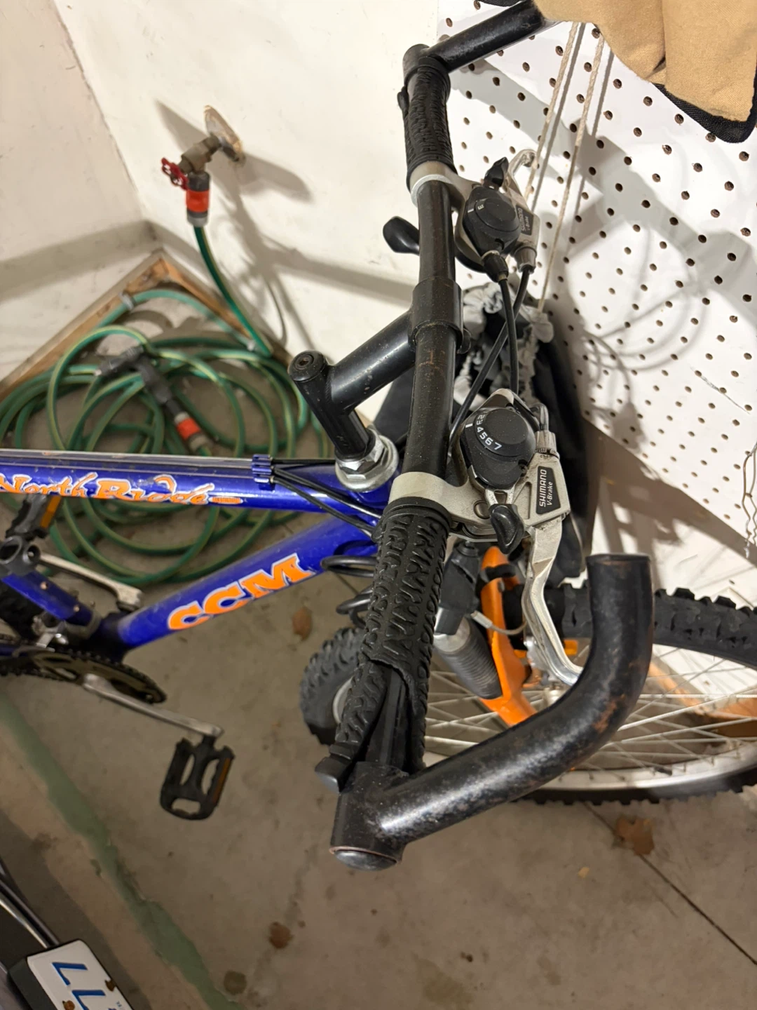 CCM North Peak Mountain Bike - photo 2