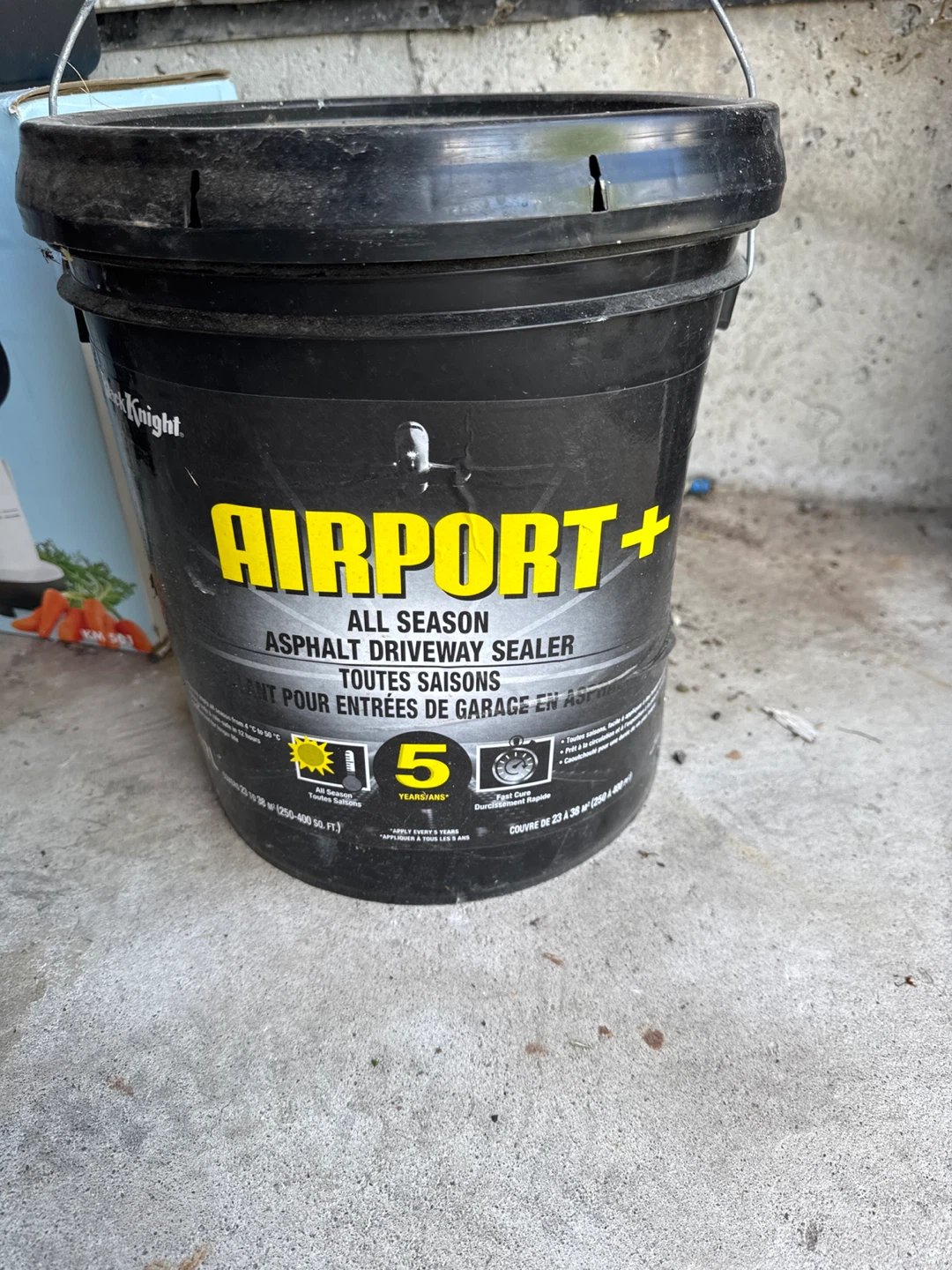 17L bucket of Black Knight