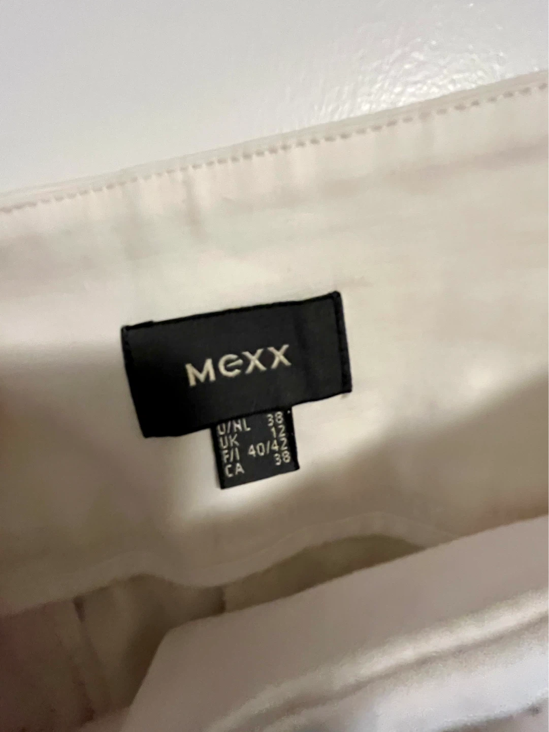 MGXX White Capris Size 38 - photo 4