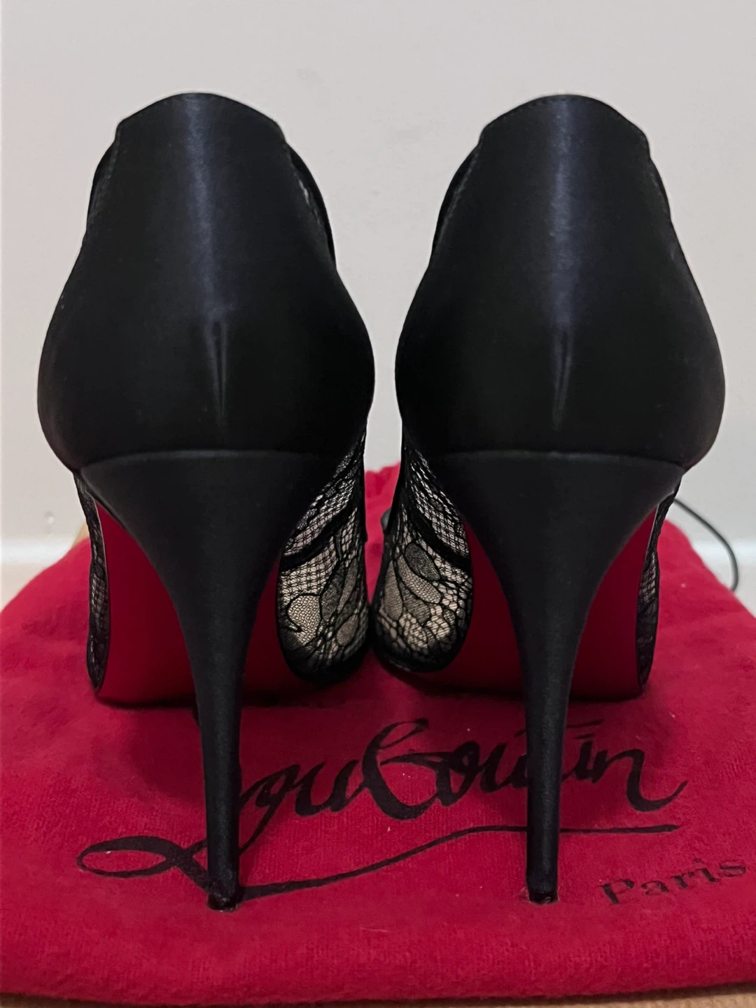 Christian Louboutin Pigalace 100 Dentelle Fleur 36.5 - photo 4