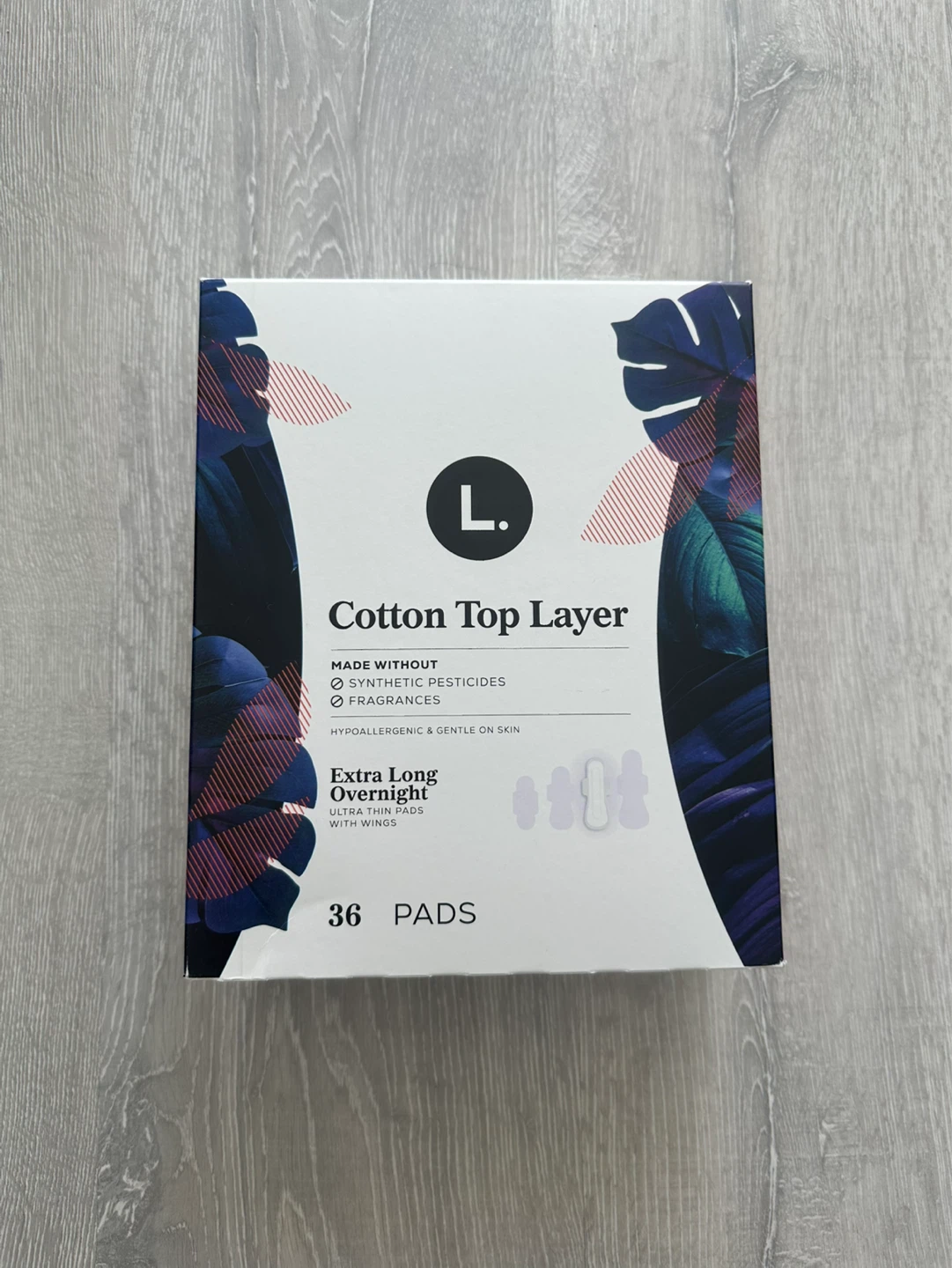 L. Cotton Long Overnight Pads with Wings (29 left)