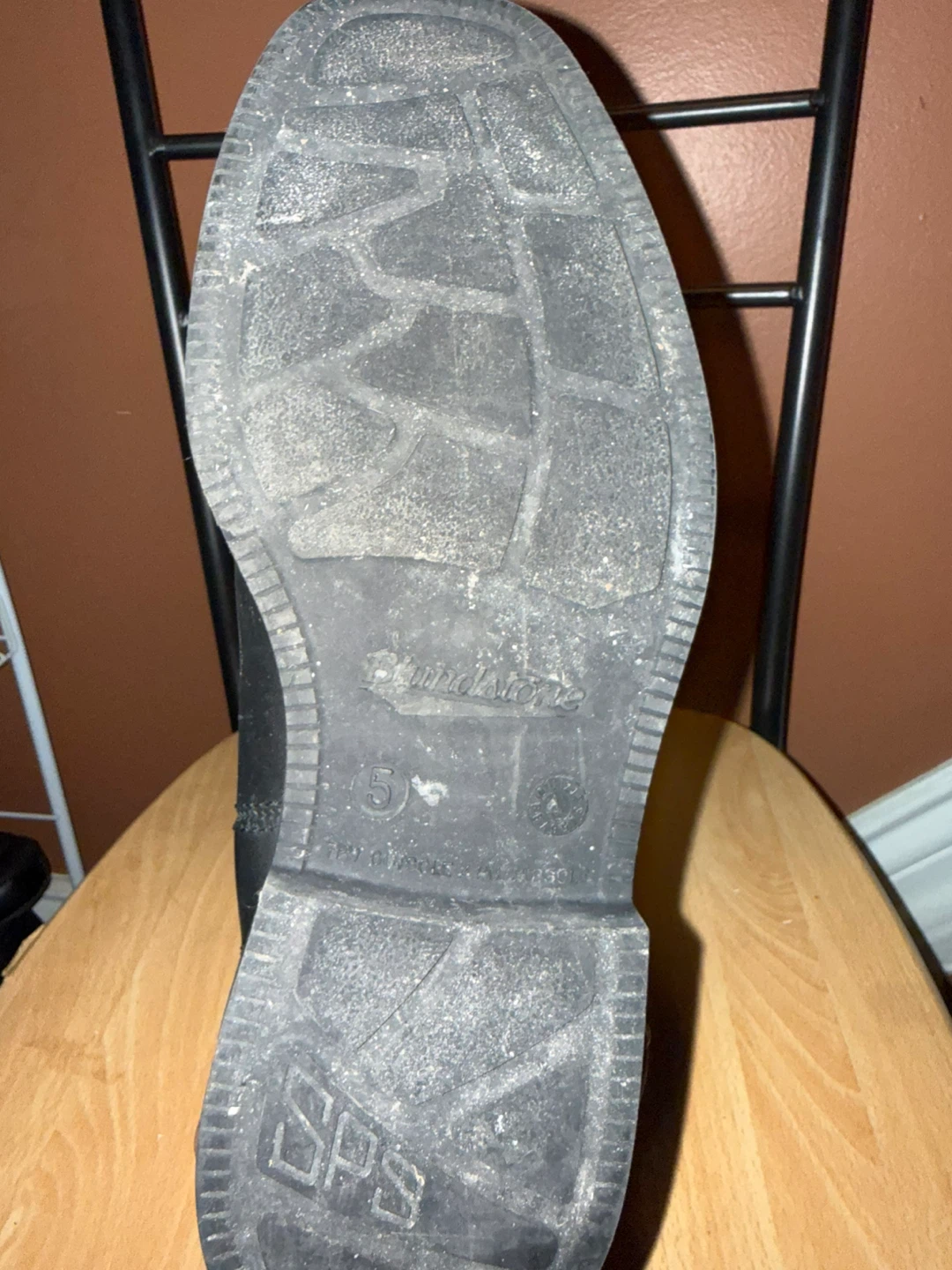 Blundstone Black Leather Chelsea Boots - Size 5 - photo 3