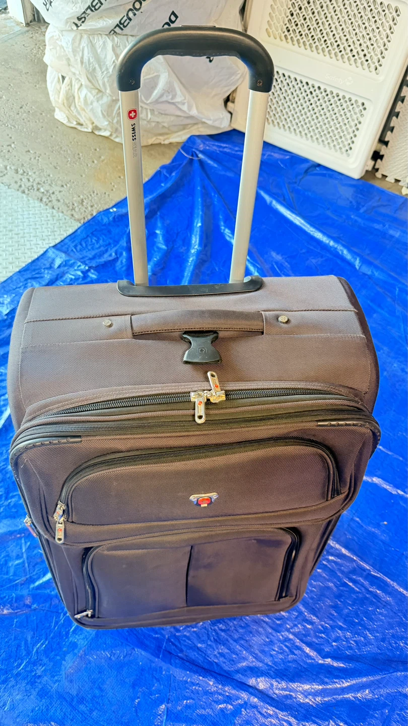Swiss Gear Luggage Suitcase