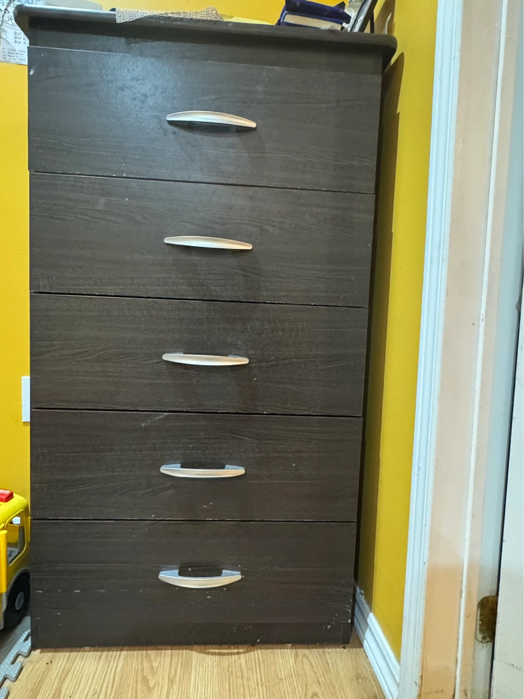 Dark Wood 6-Drawer Dresser