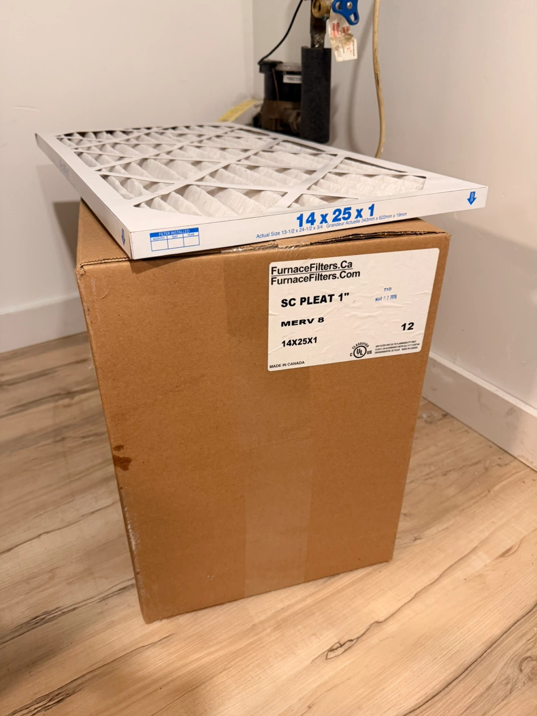 13 Furnace Filters MERV 8 - 14x25x1