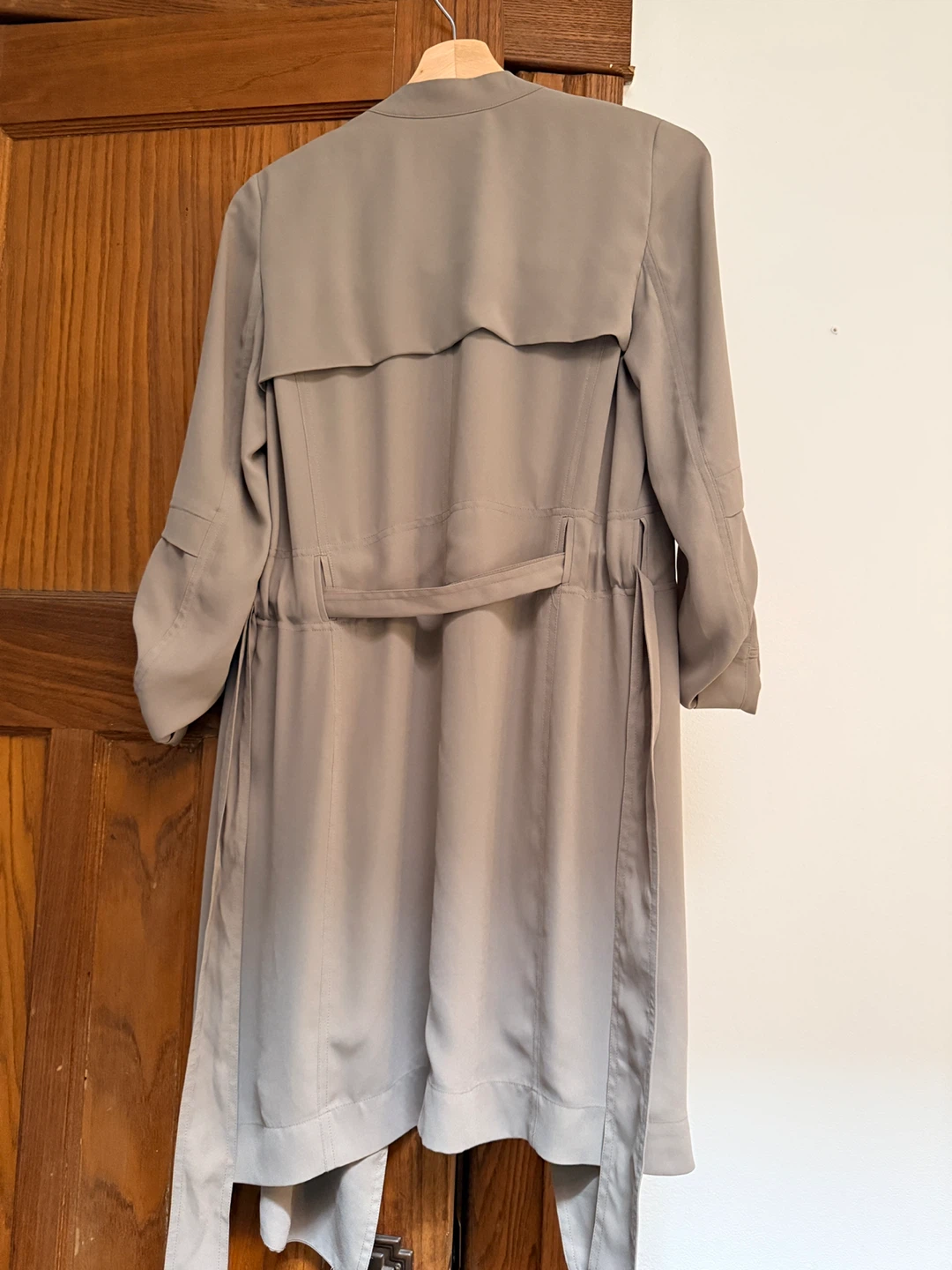 Babaton Aritzia Grey Lightweight Trench Coat - XS - photo 2