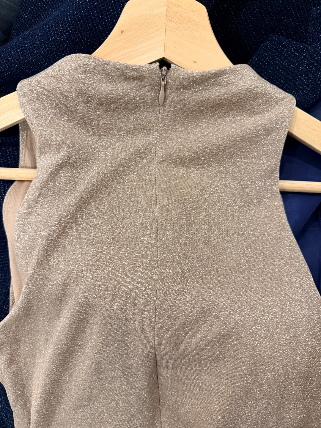 Le Château Sparkly Ruched Dress TP/XS - photo 2