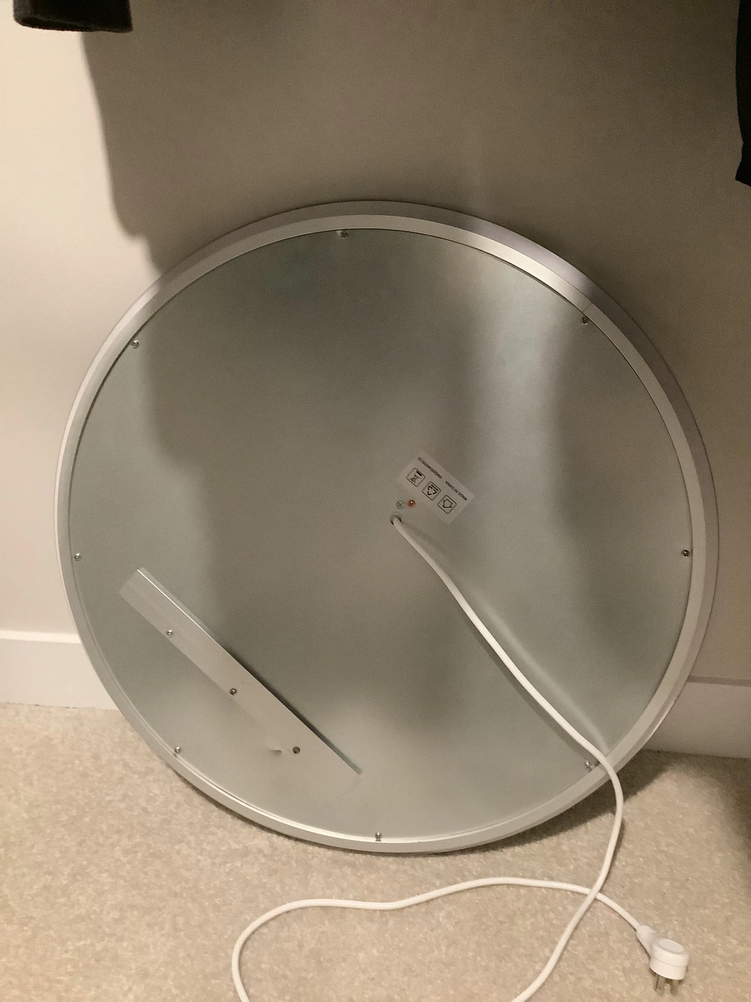 Round LED Vanity Mirror - photo 2