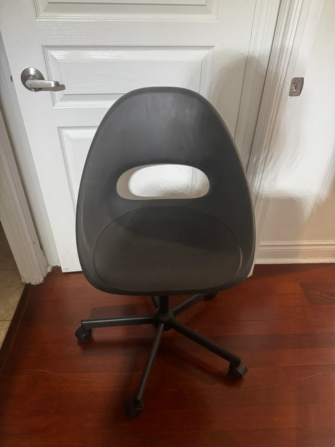 Swivel Office Chair