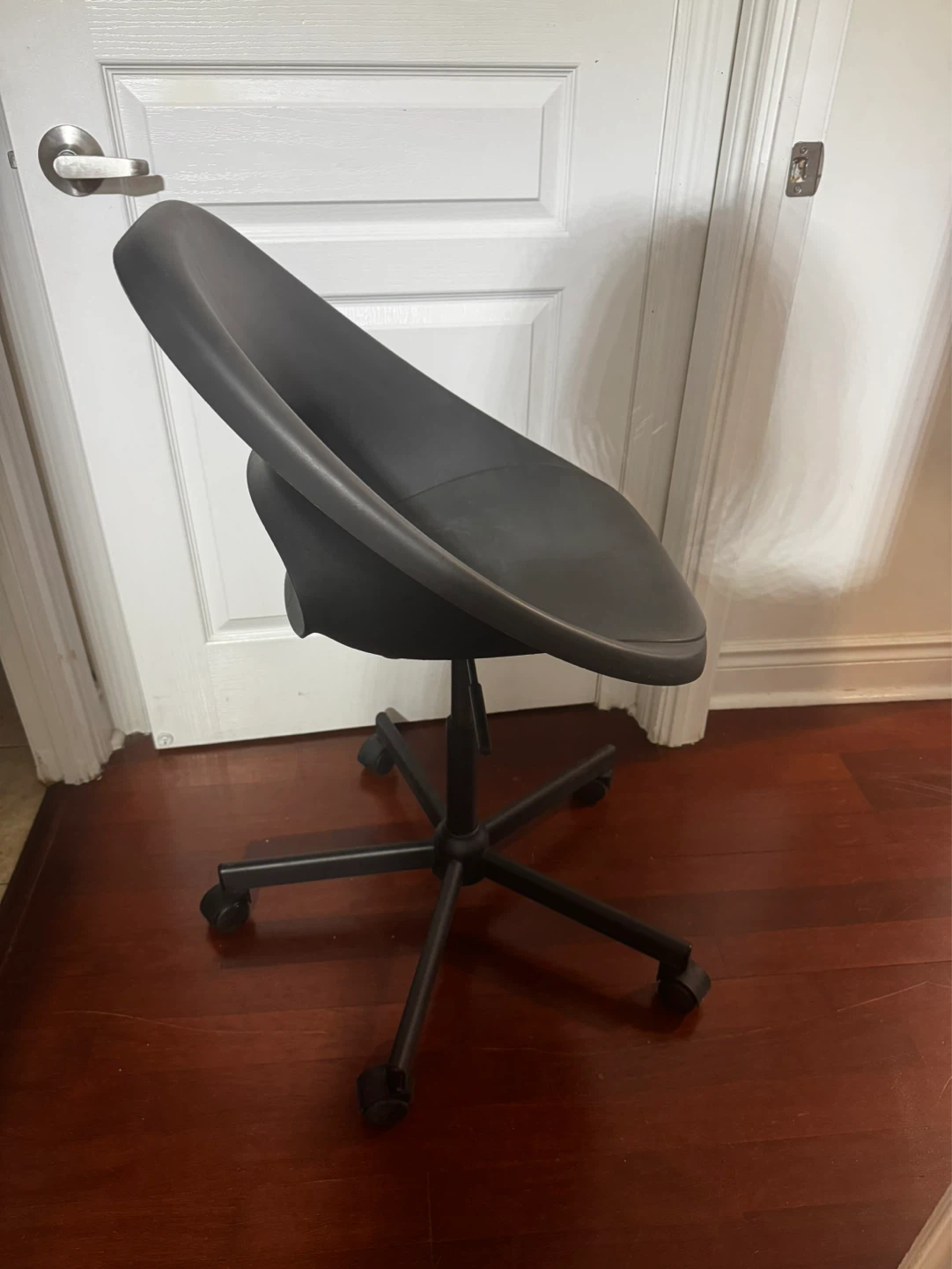 Swivel Office Chair - photo 2
