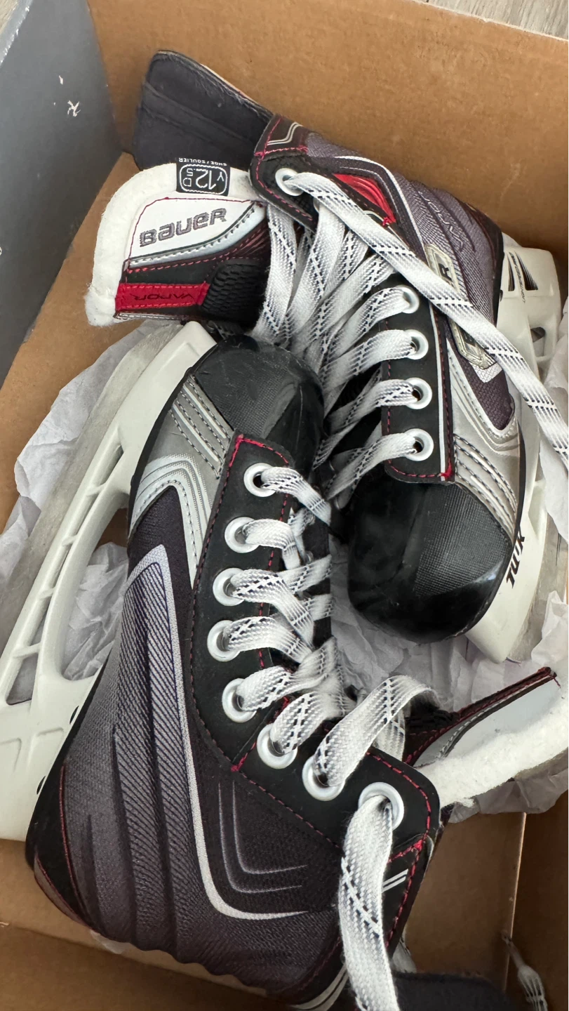 Bauer Hockey Skates Youth Size 12