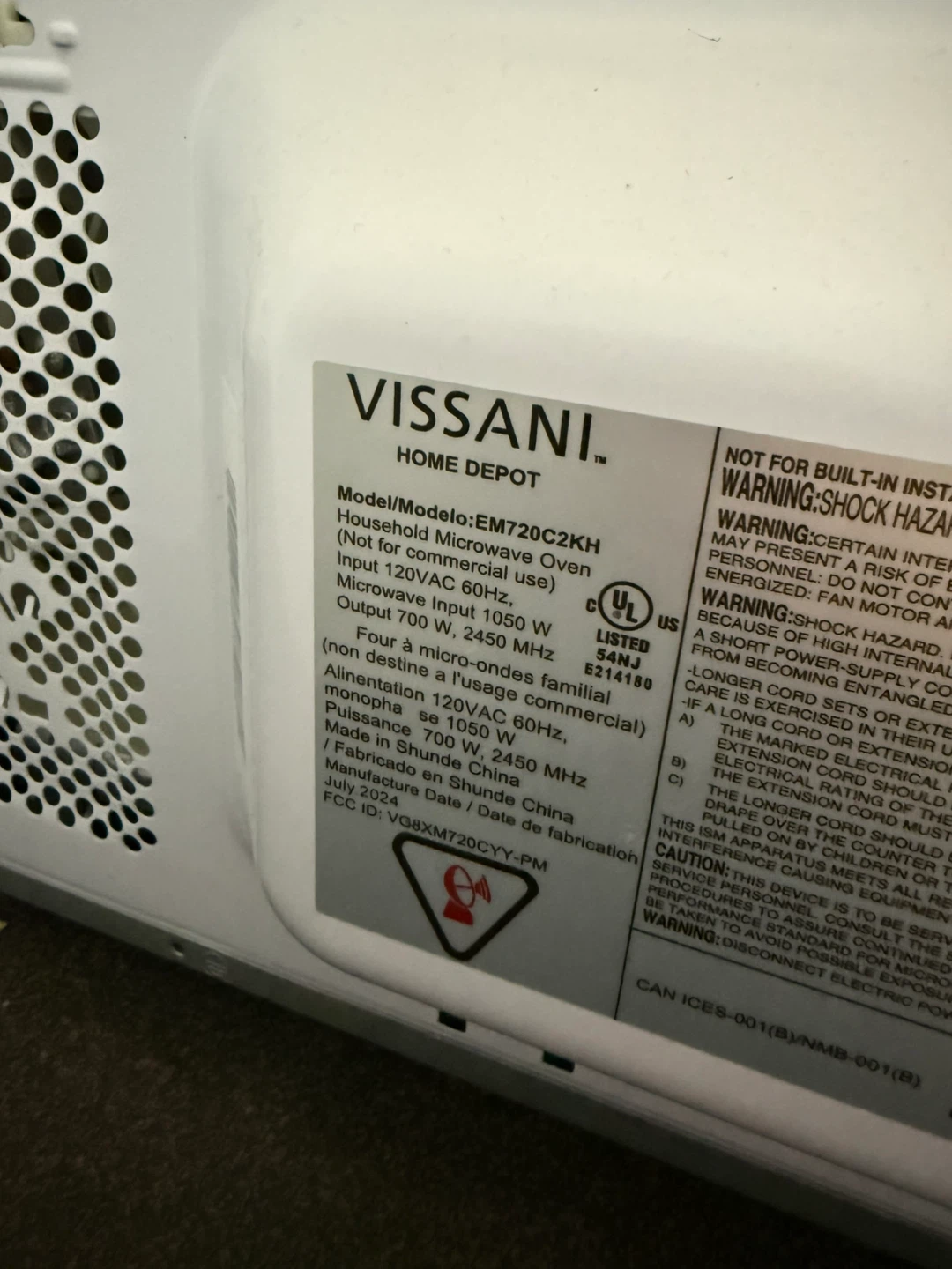 VISSANI Microwave Oven + Free Toaster - photo 3