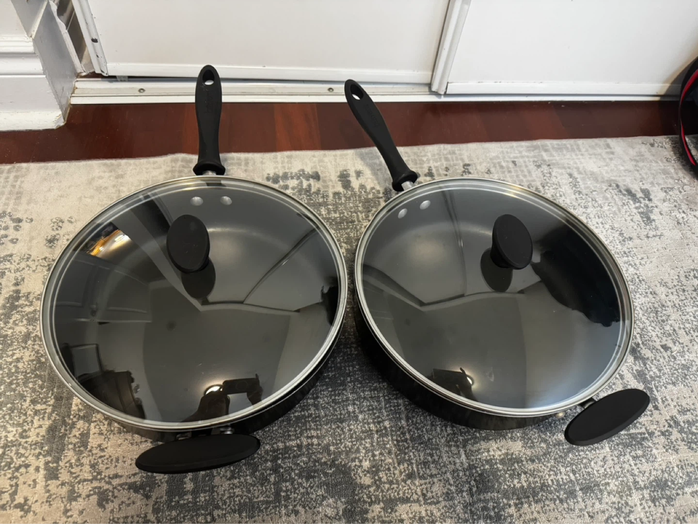 Bravetti Frying Pans with Lids (2)