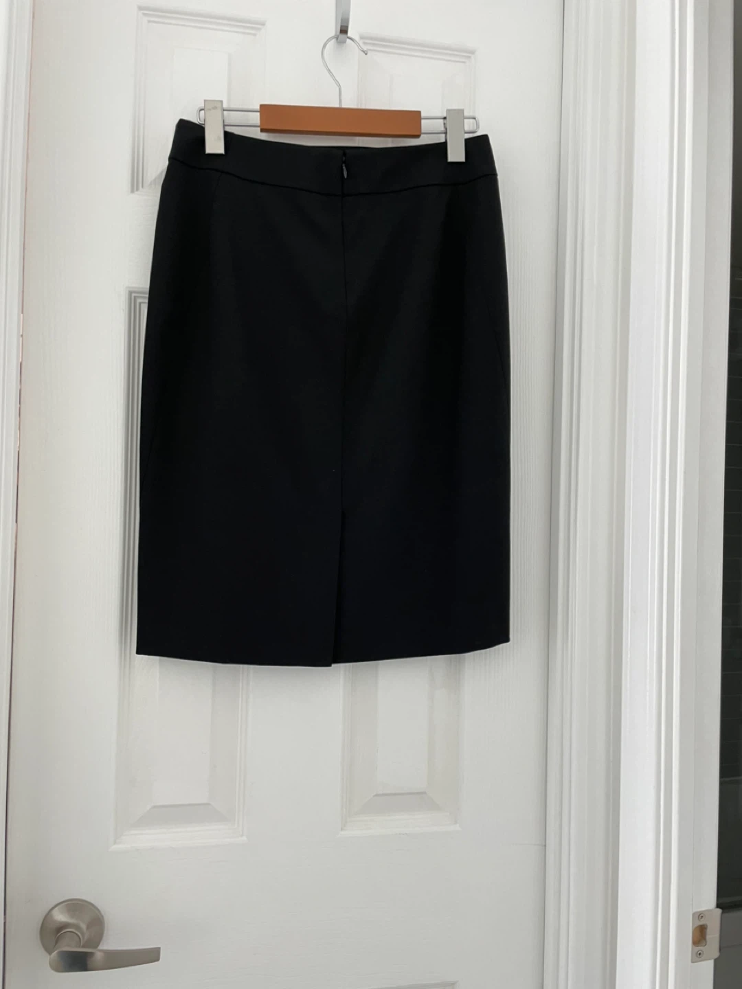 Theory Black Pencil Skirt - size 4 - photo 2
