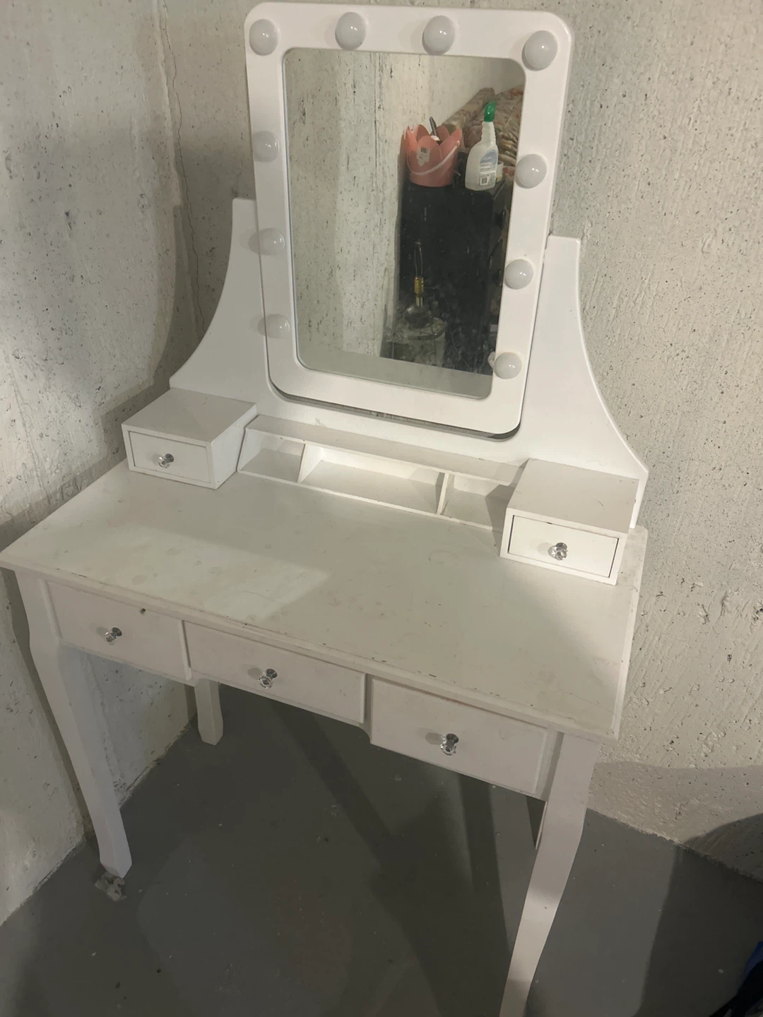 White Vanity Desk with Lighted Mirror