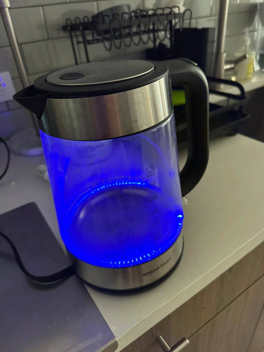 Amazon Basics Glass Electric Kettle