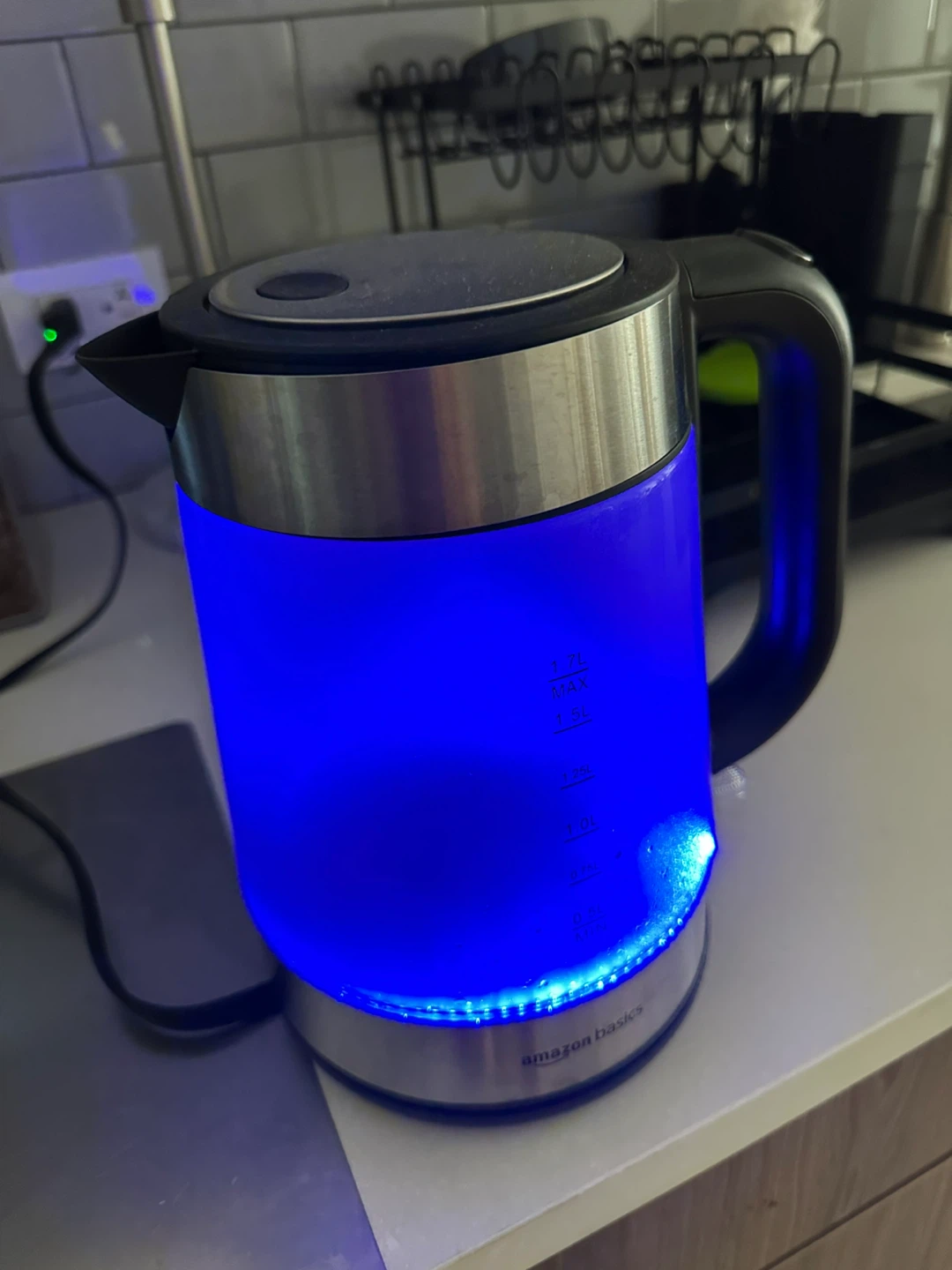 Amazon Basics Glass Electric Kettle - photo 2