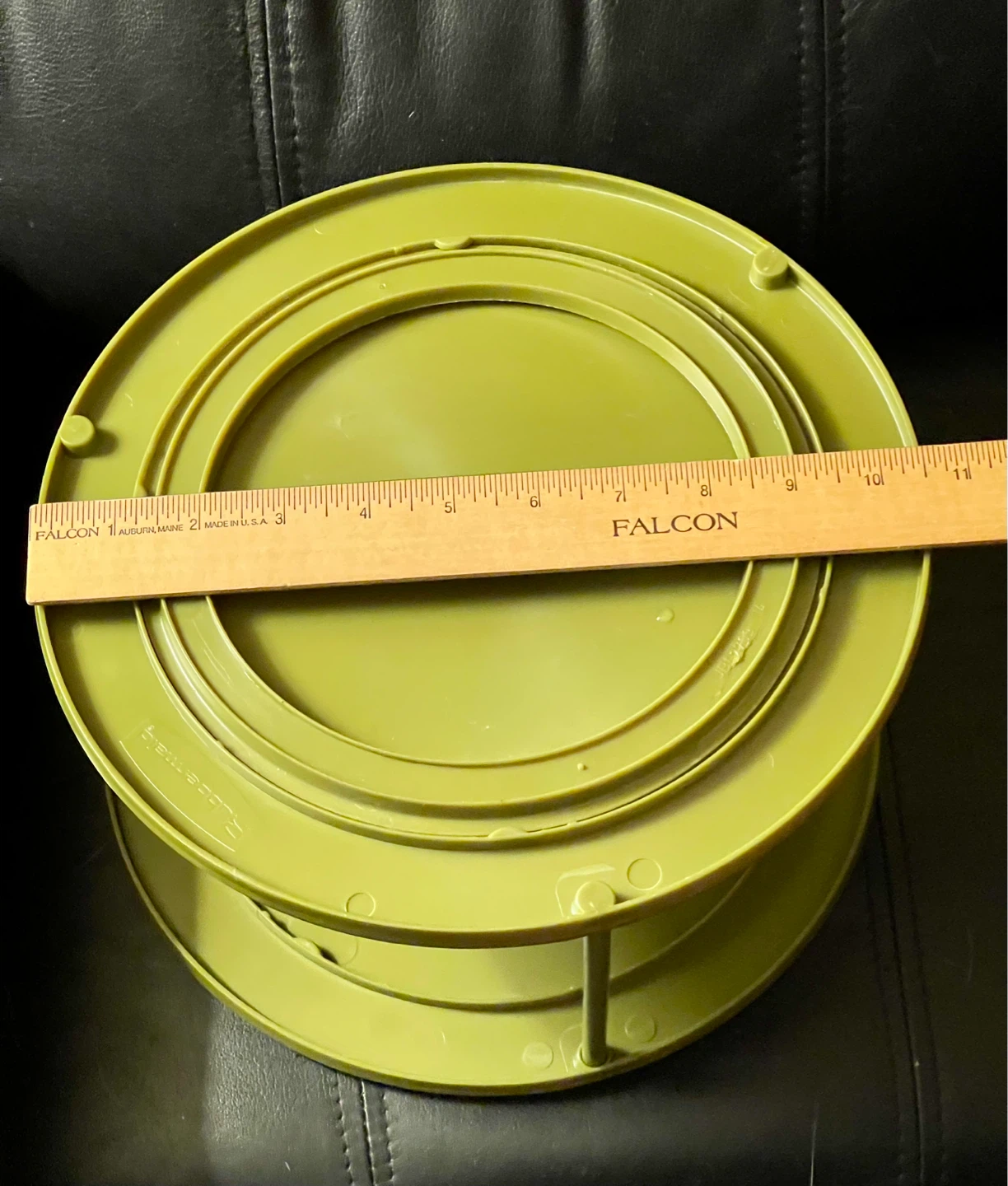 Vintage Rubbermaid Avocado Green 2 Tier Revolving Serving Stand - photo 2