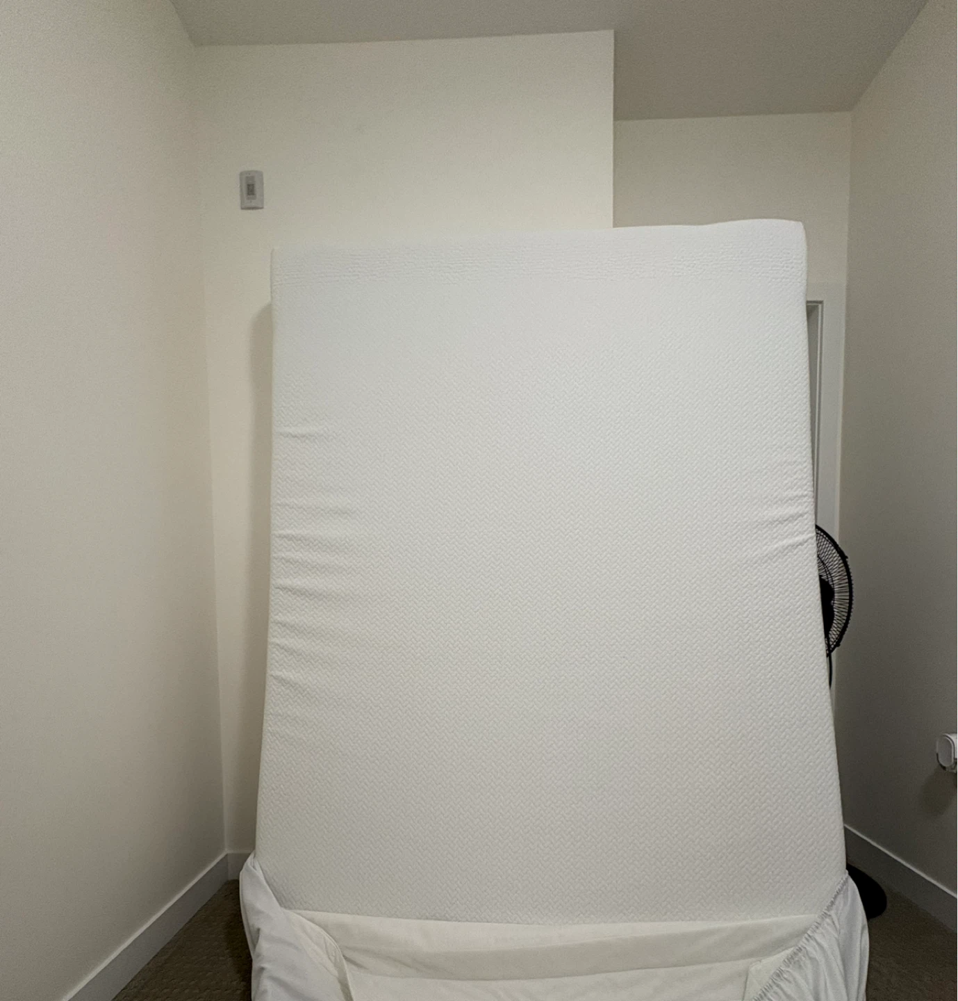 Queen Gel Memory Foam Mattress - 8 inch - photo 3