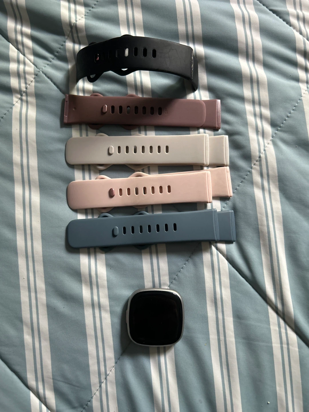 Fitbit Versa 4 Smartwatch with 5 Bands & Charger