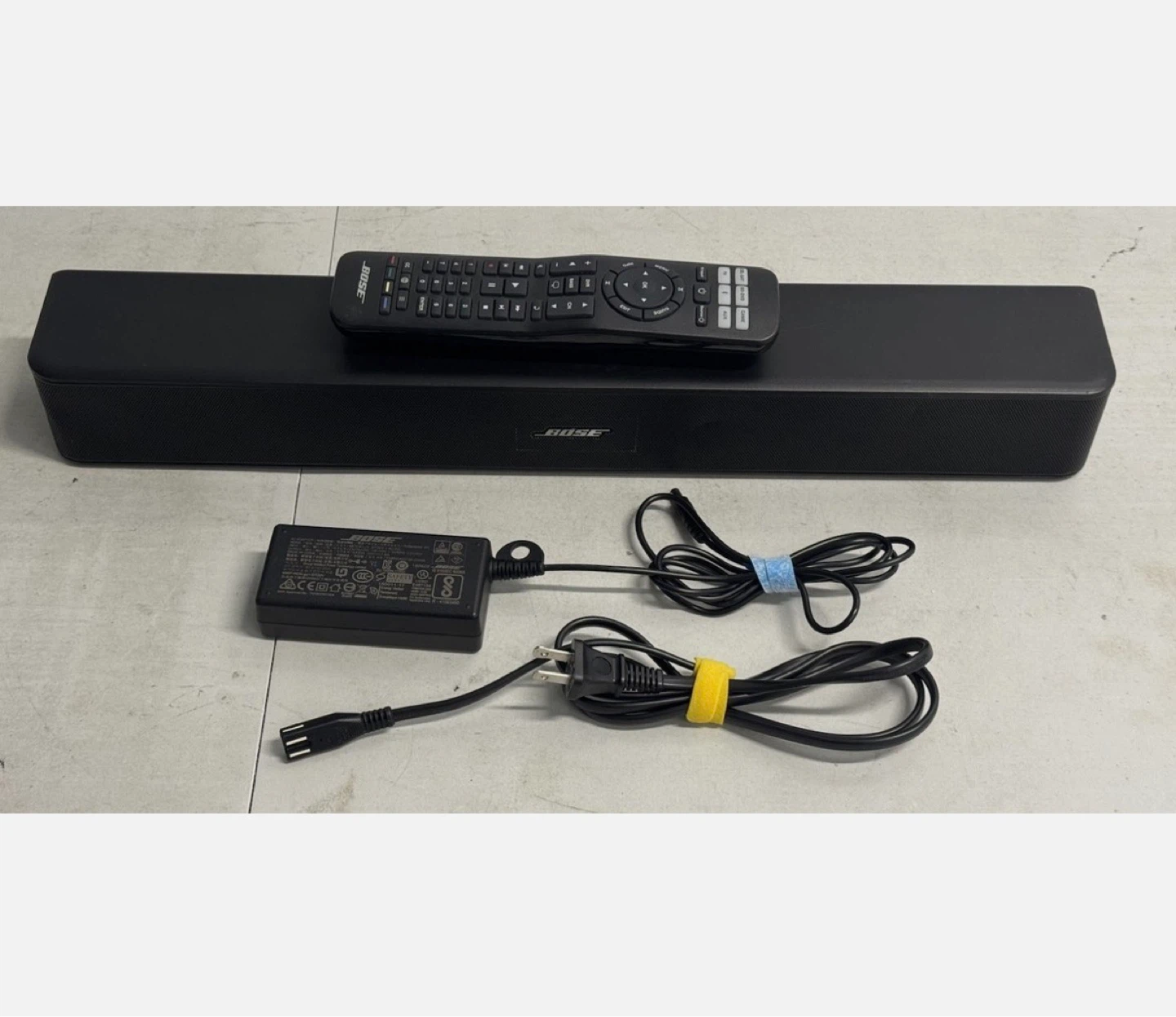 Bose Solo 5 TV Soundbar with Power Adapter missing remote