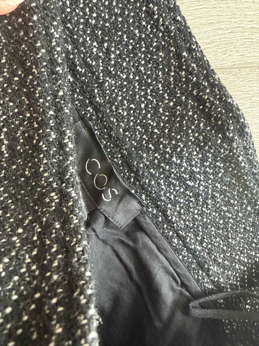 COS Black & White Tweed Mini Skirt - photo 2