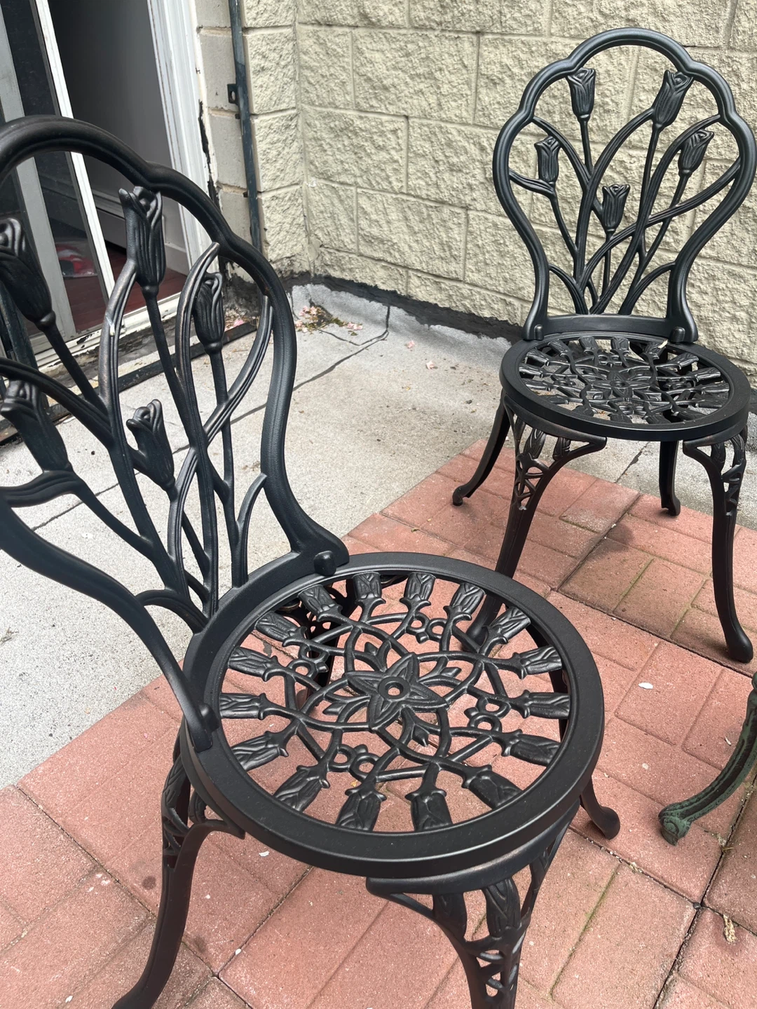 Ornate Cast Iron Bistro Set - 2 Chairs and Side Table - photo 2