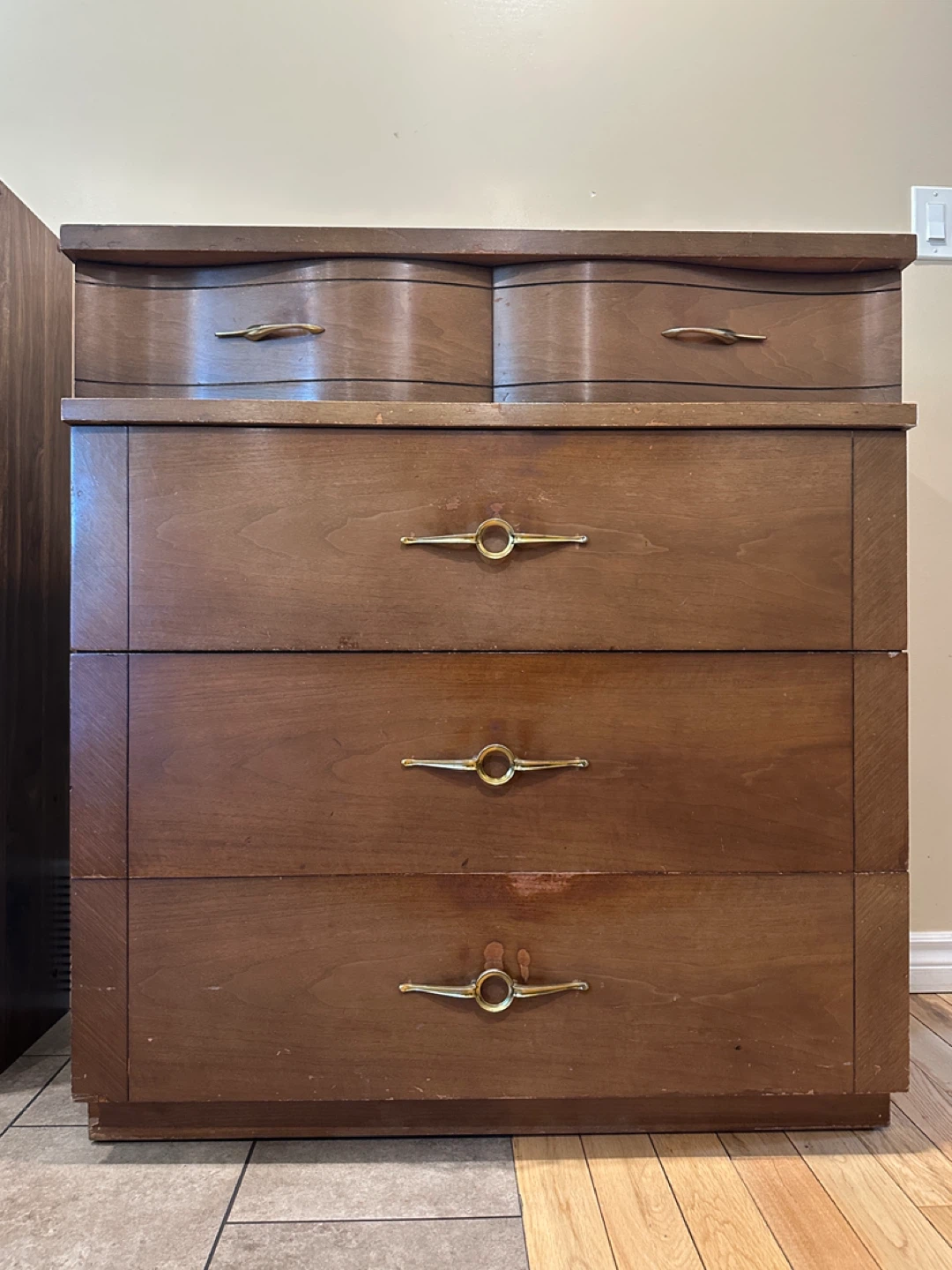 Vintage Pepplers MCM Walnut Tall Dresser (CAN DELIVER)