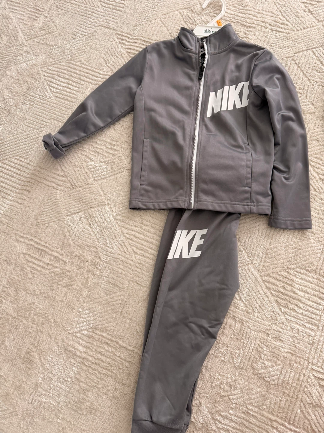 Nike Hooded Windbreaker Jacket and Tracksuit Set - Gray