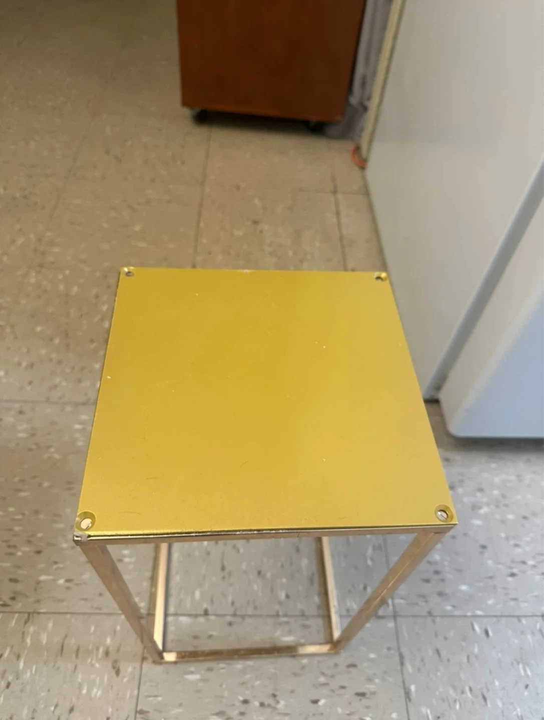 Gold Square Pedestal Stand